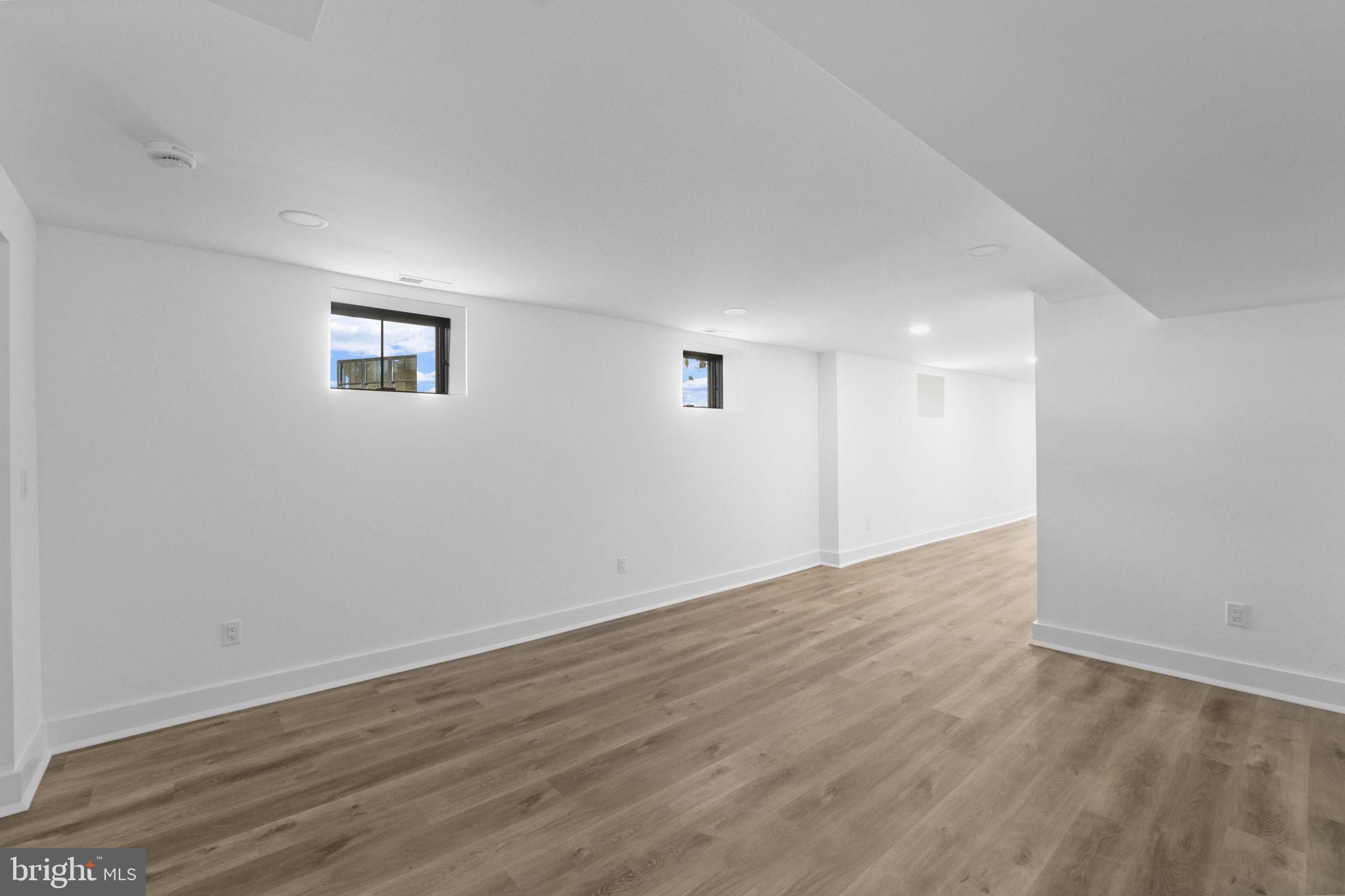 WESTERN - Residential