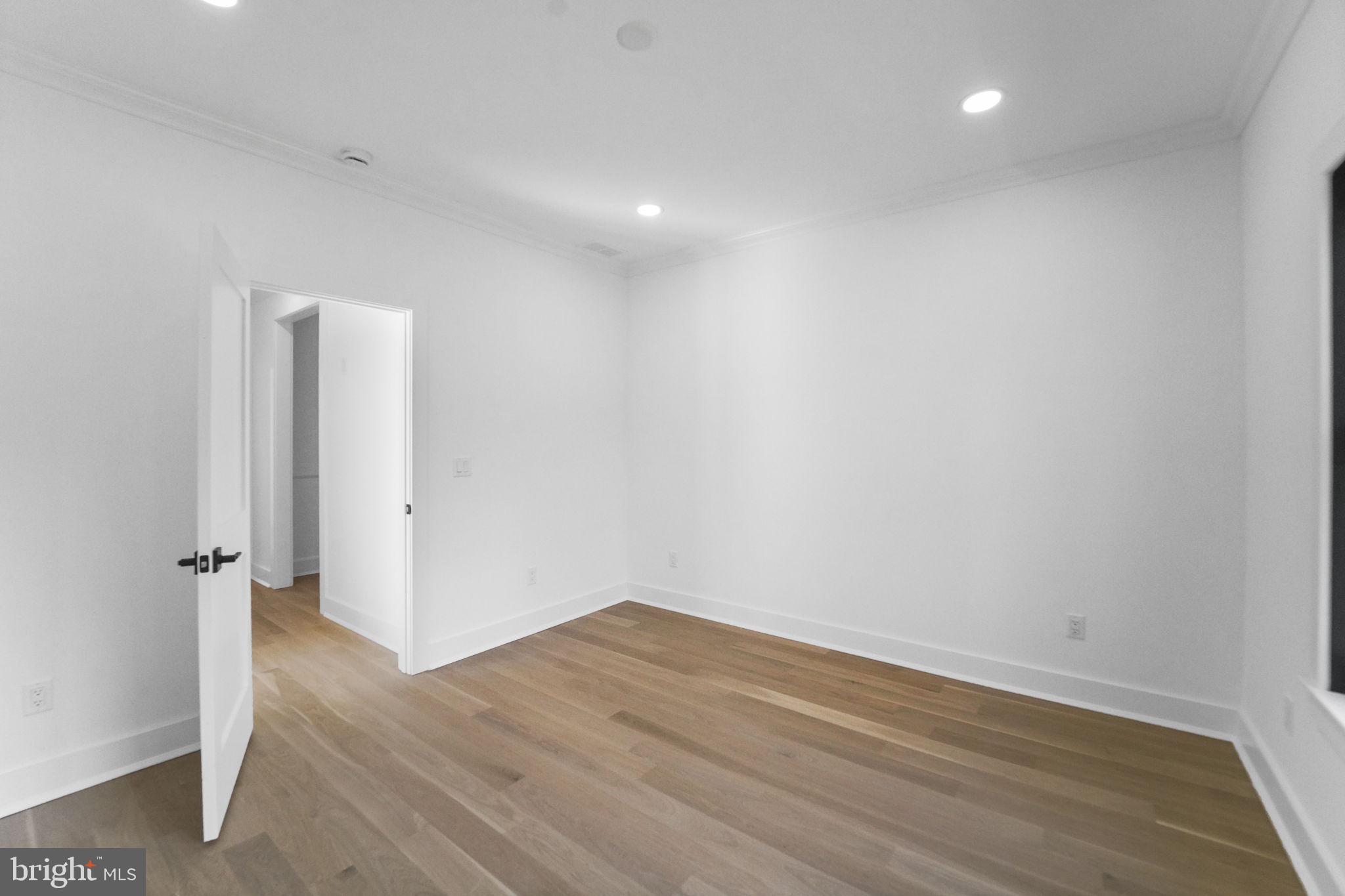 WESTERN - Residential