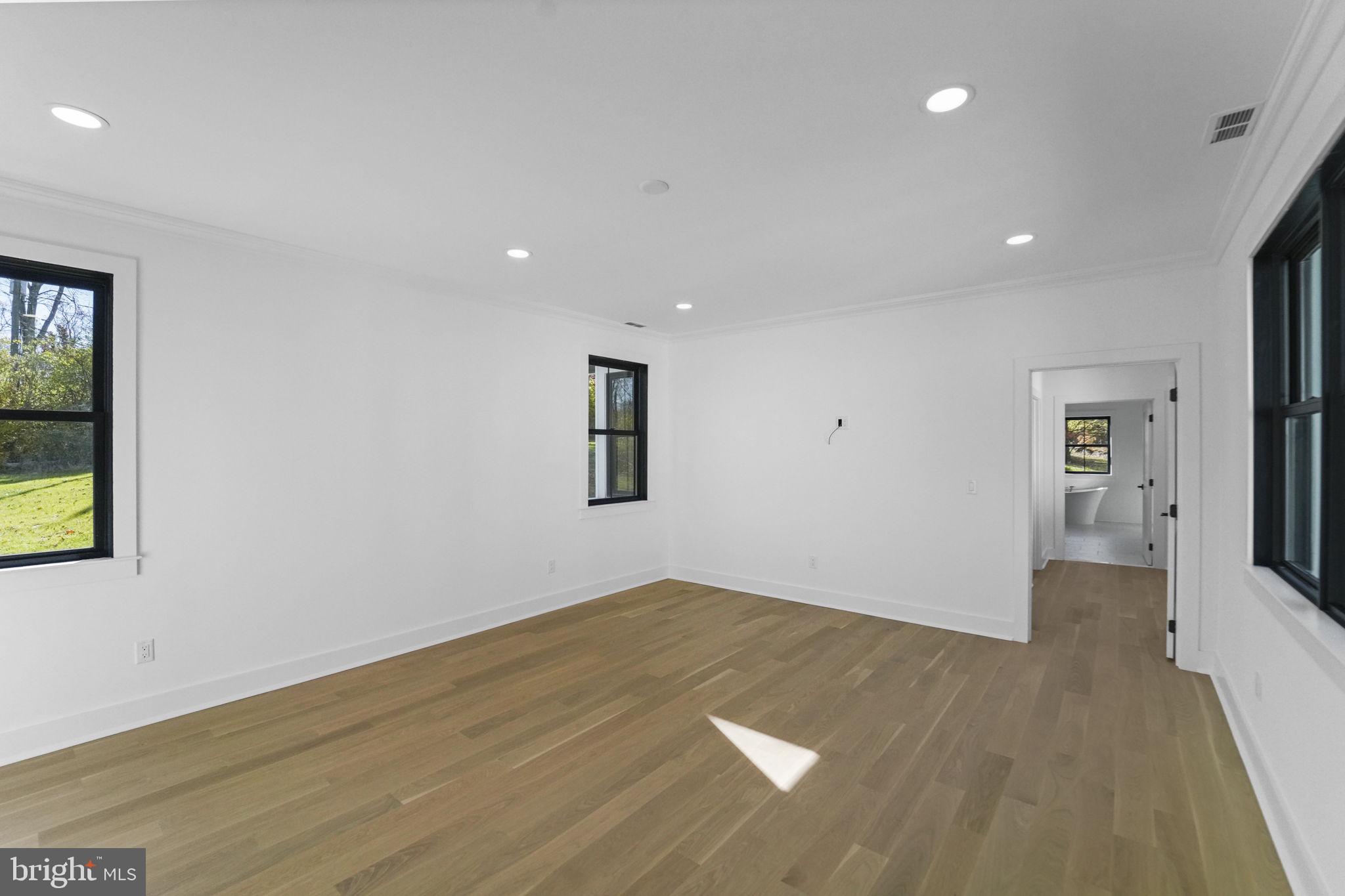 WESTERN - Residential