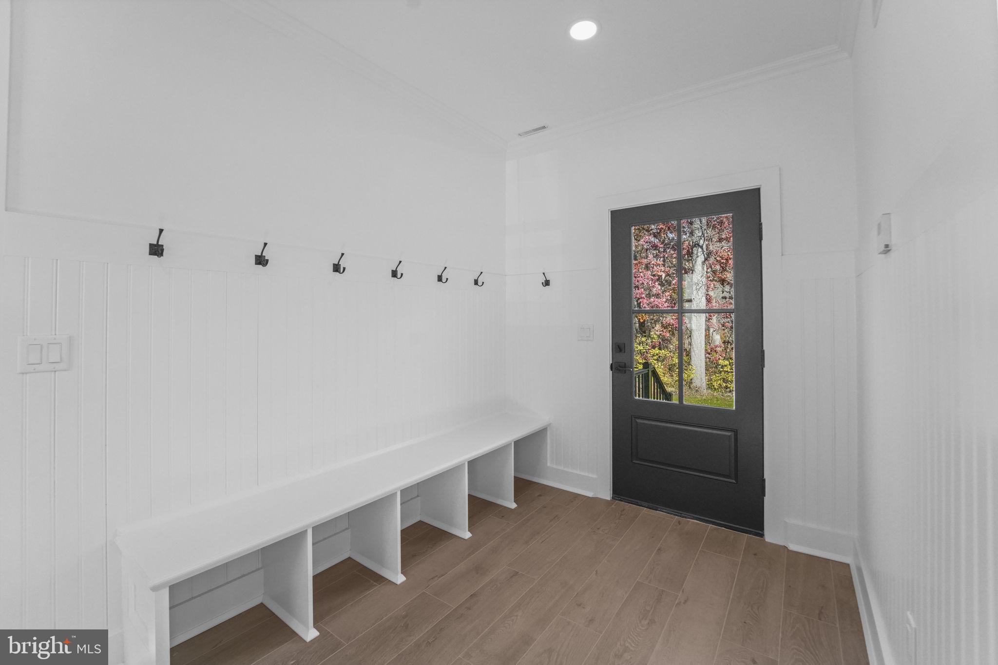 WESTERN - Residential