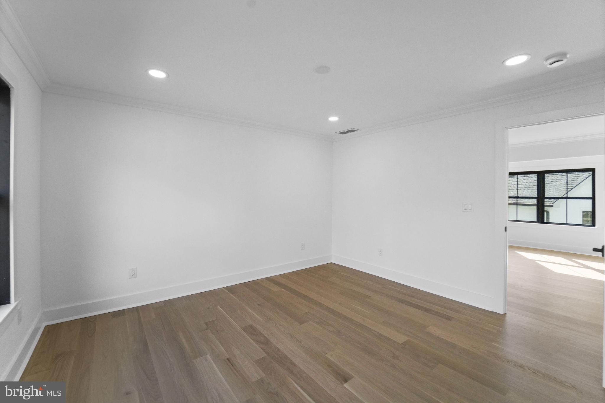 WESTERN - Residential