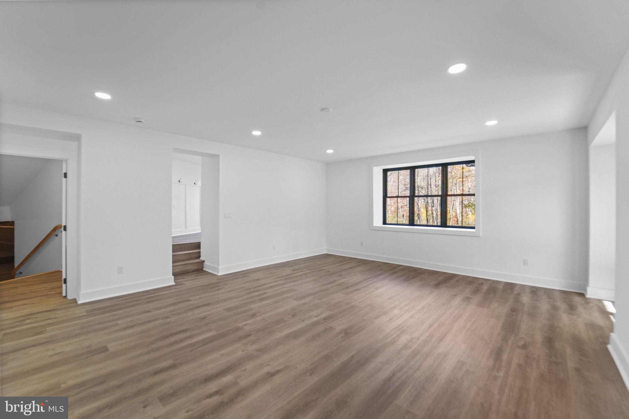 WESTERN - Residential