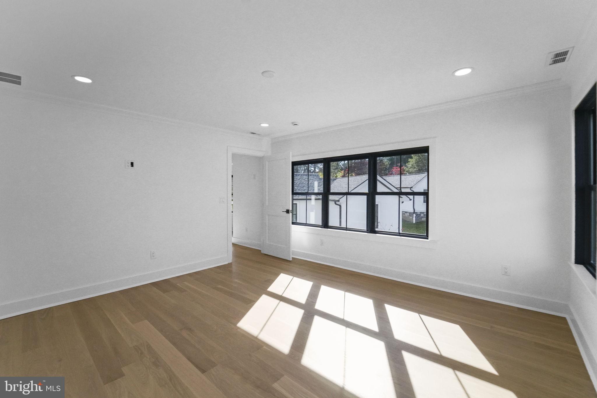 WESTERN - Residential