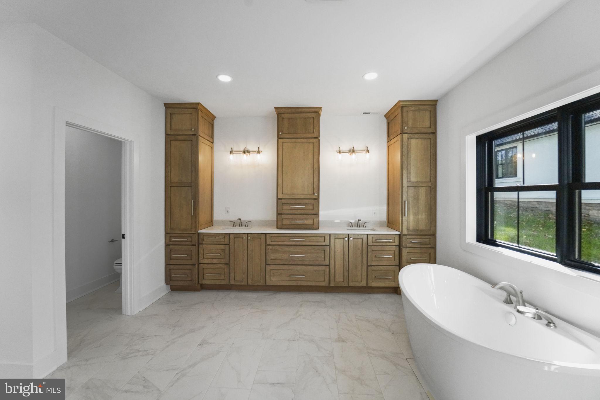 WESTERN - Residential