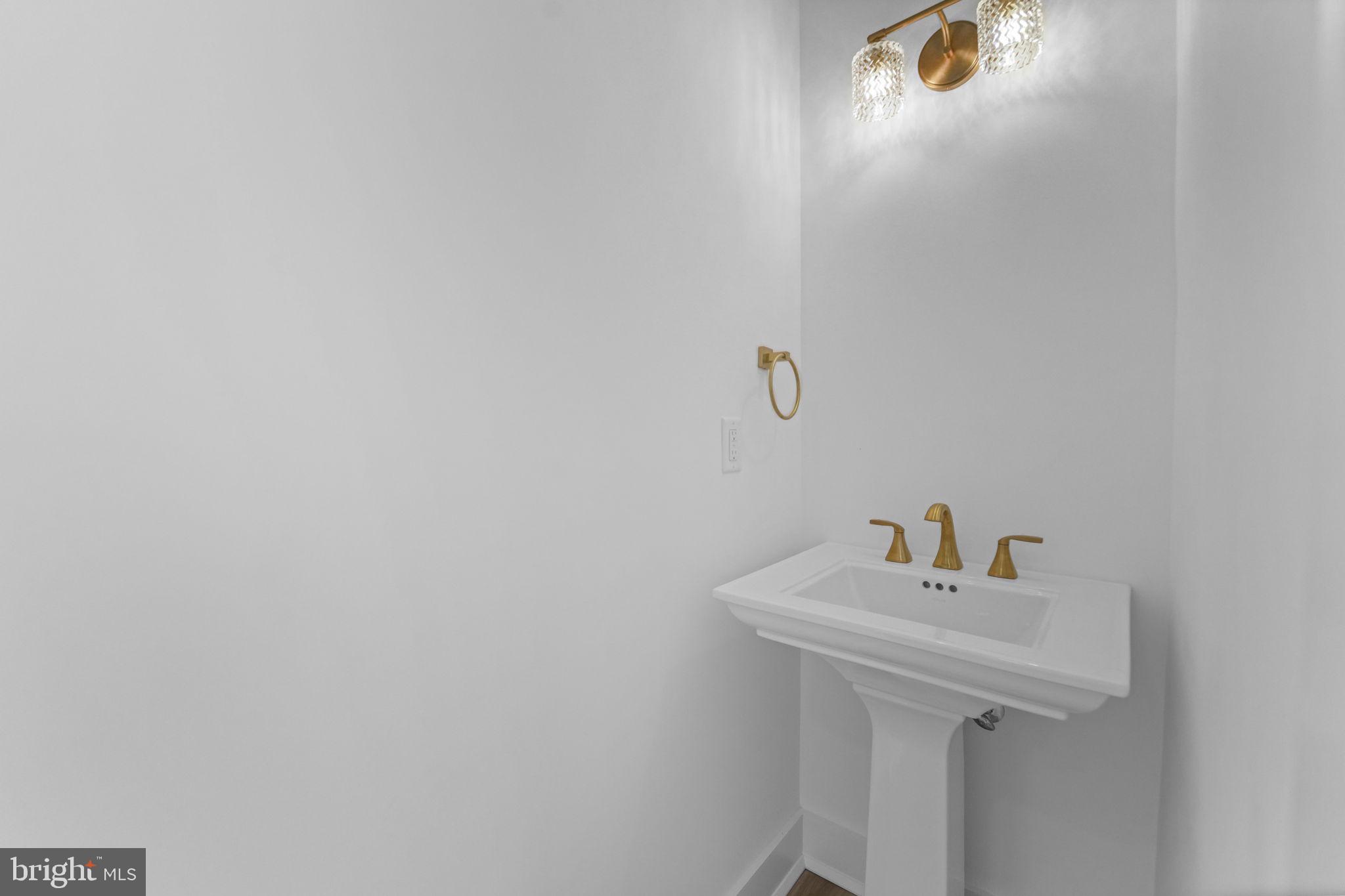 WESTERN - Residential