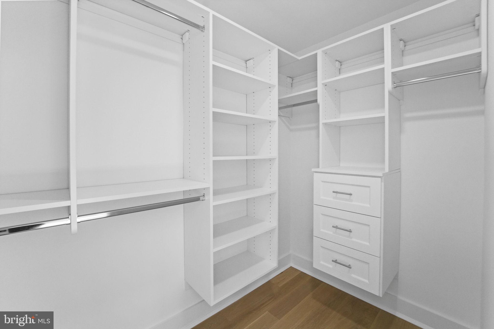 WESTERN - Residential