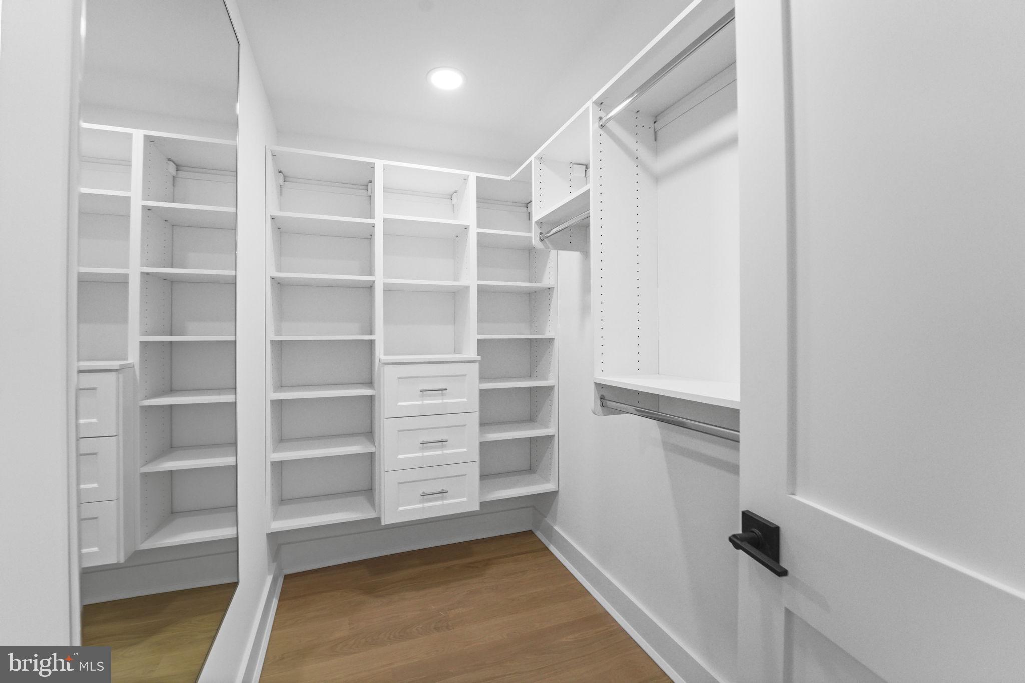 WESTERN - Residential