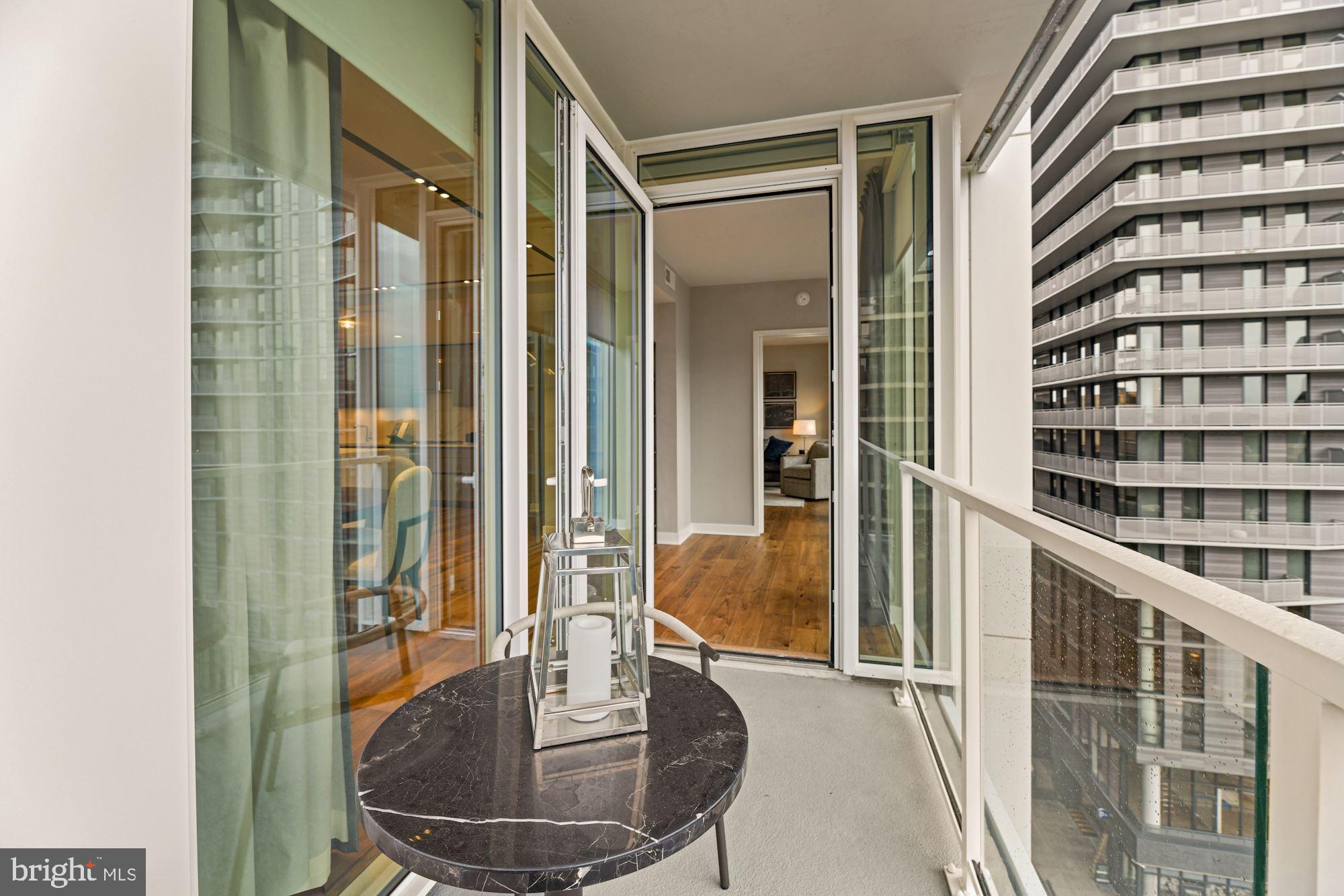 ROSSLYN - Residential