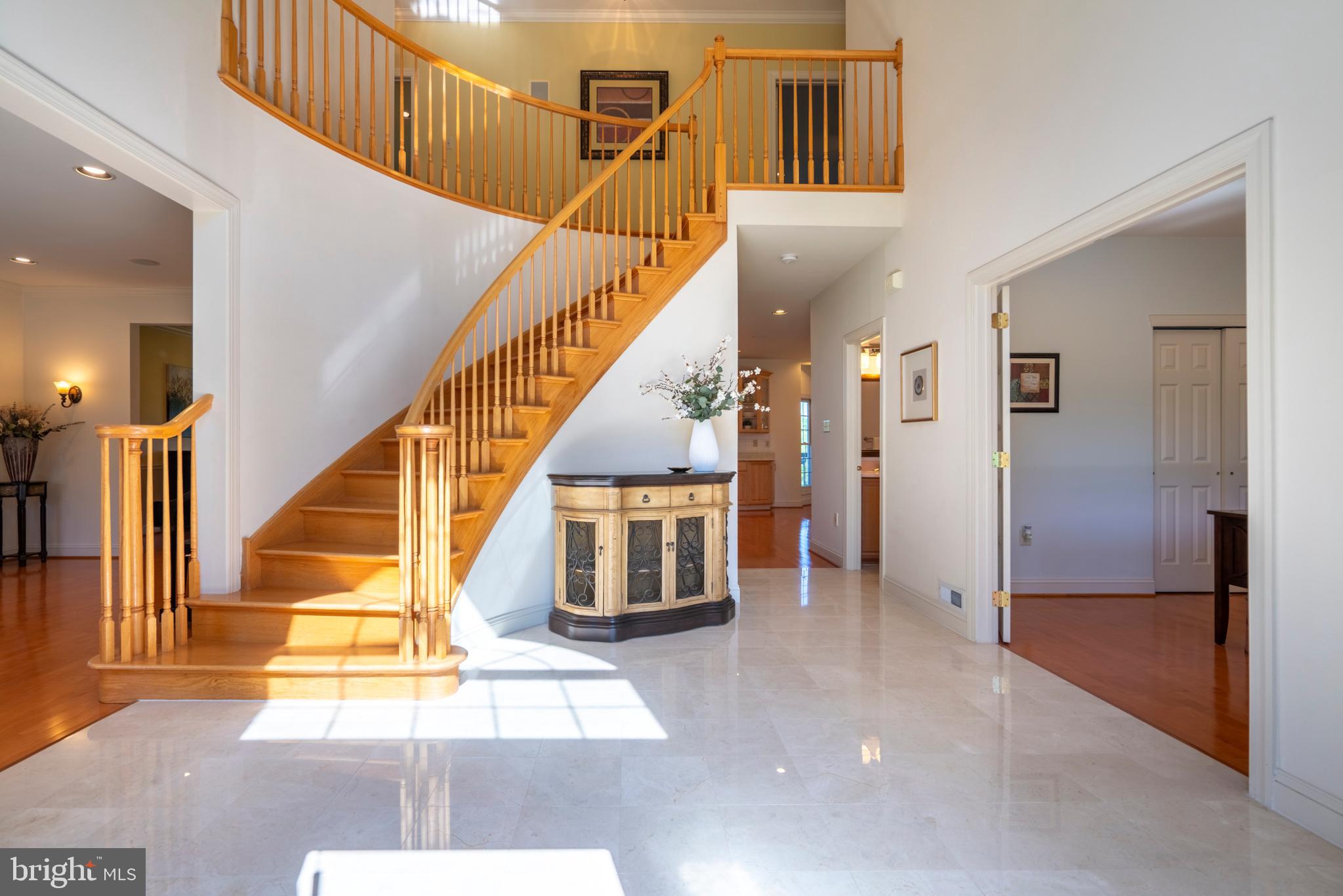 WINDLESTRAE - Residential