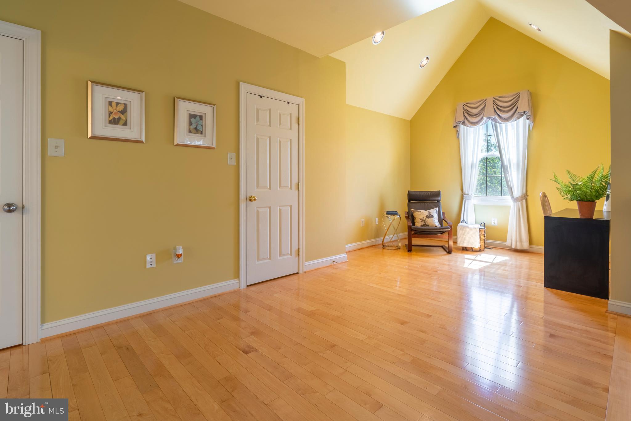 WINDLESTRAE - Residential