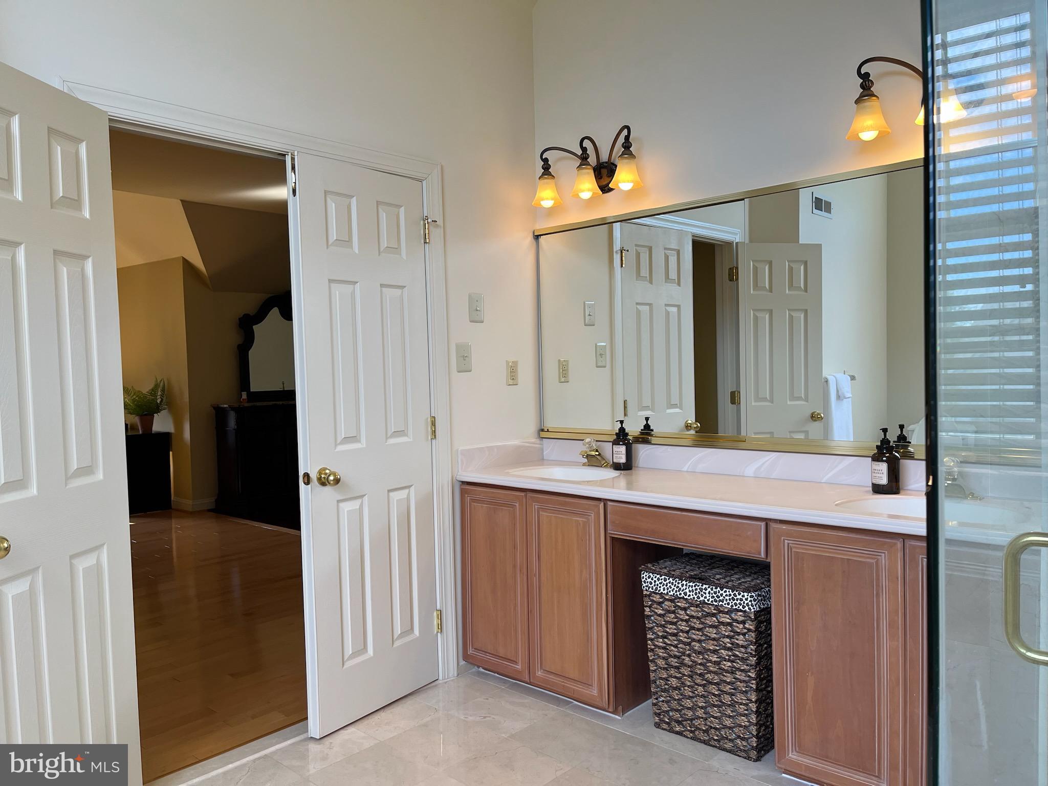 WINDLESTRAE - Residential