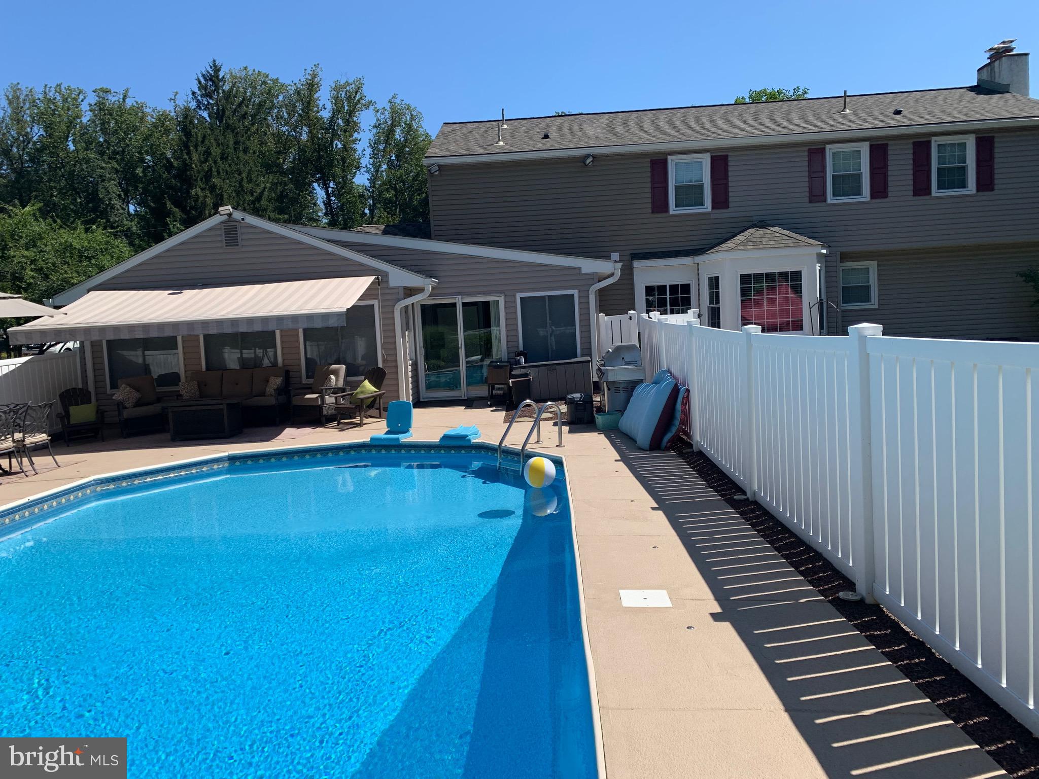 WHITFORD HILLS - Residential