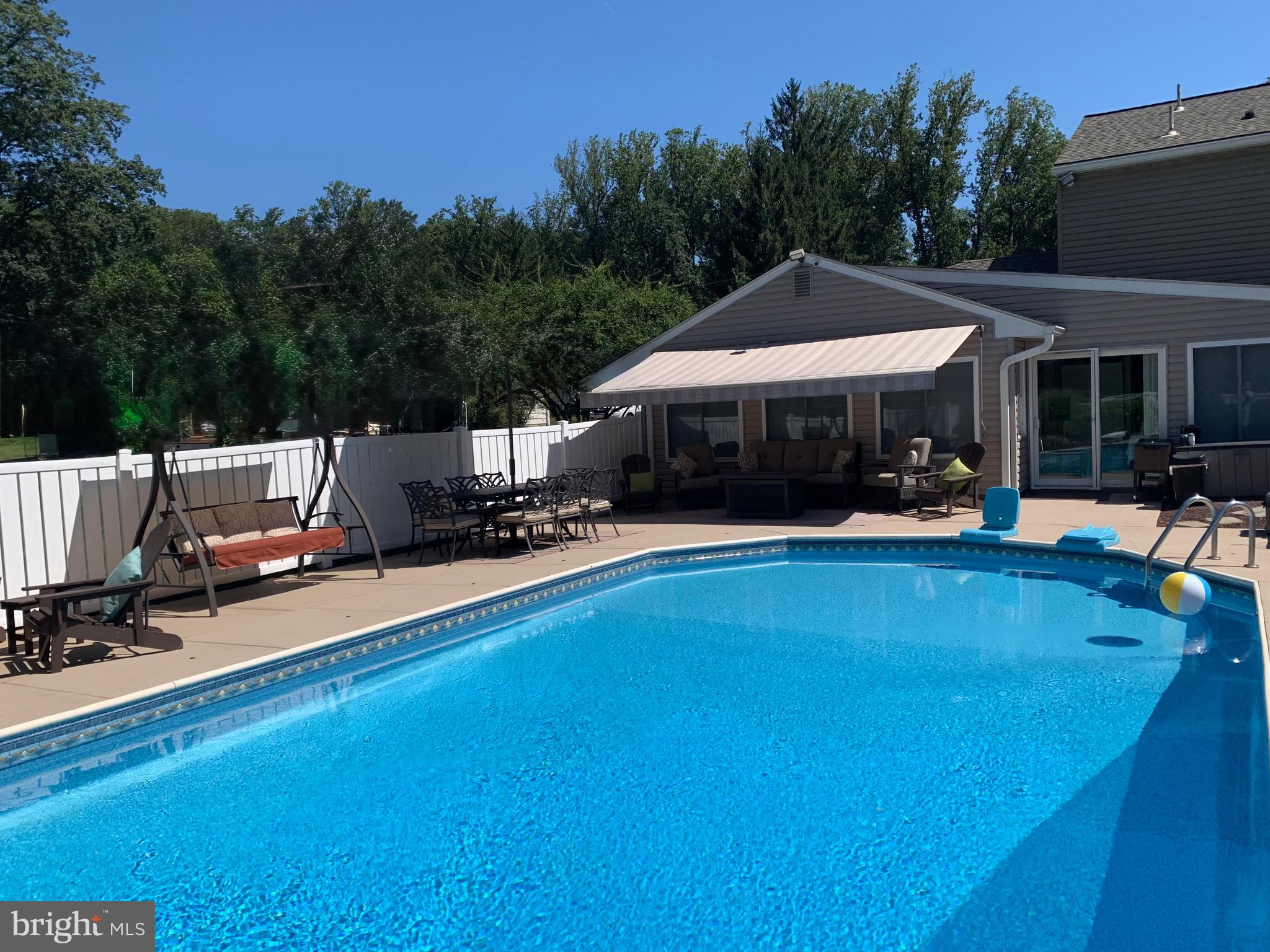WHITFORD HILLS - Residential
