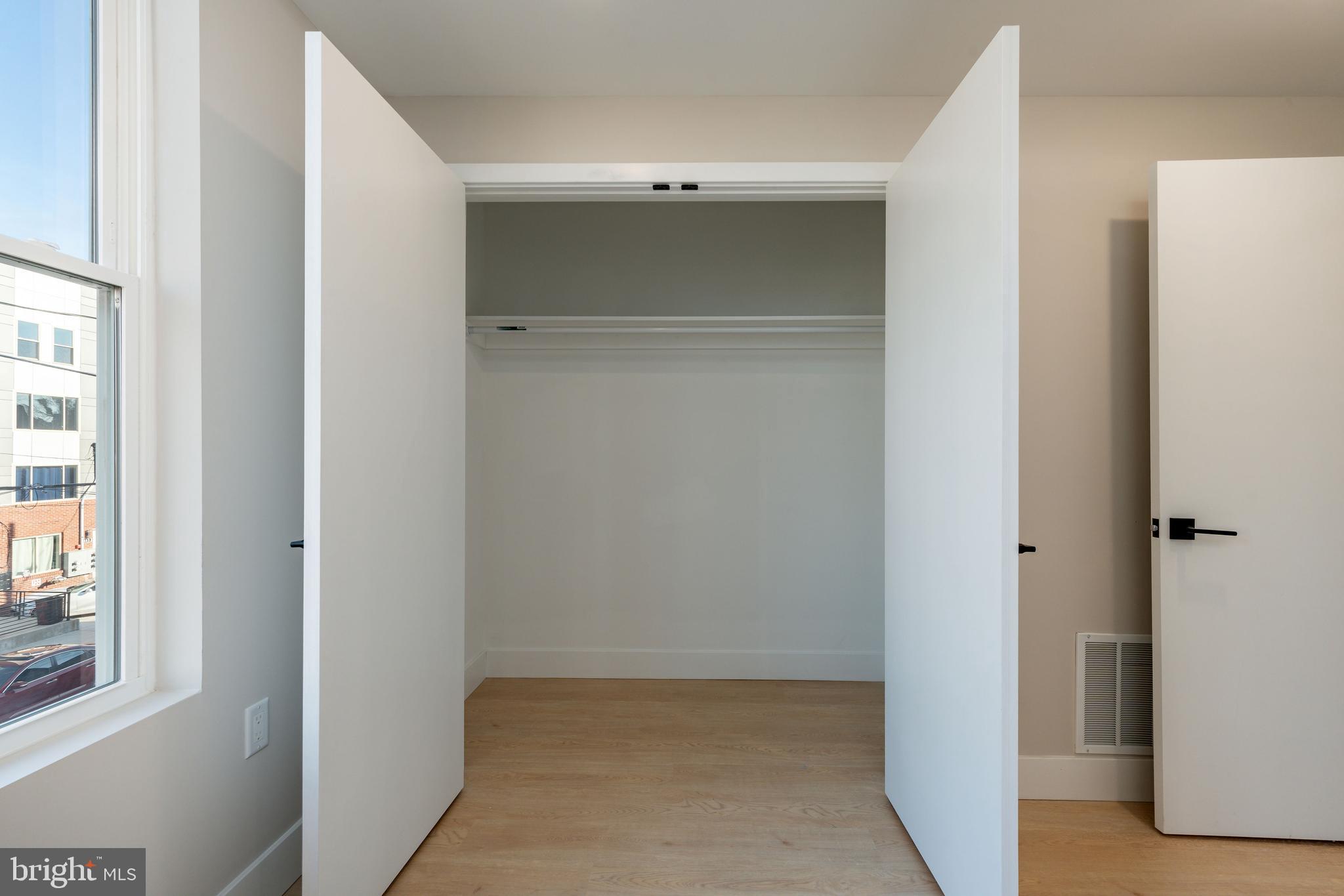 BELMONT - Residential Income