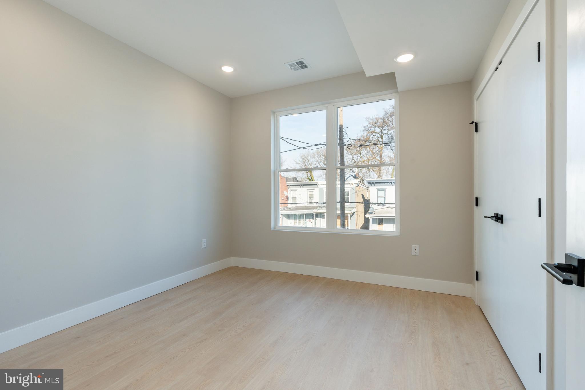 BELMONT - Residential Income