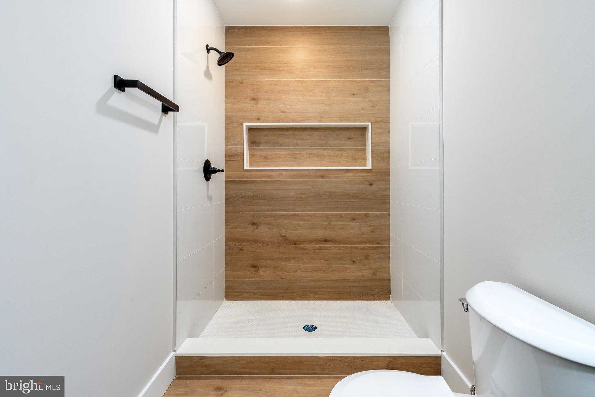 BELMONT - Residential Income