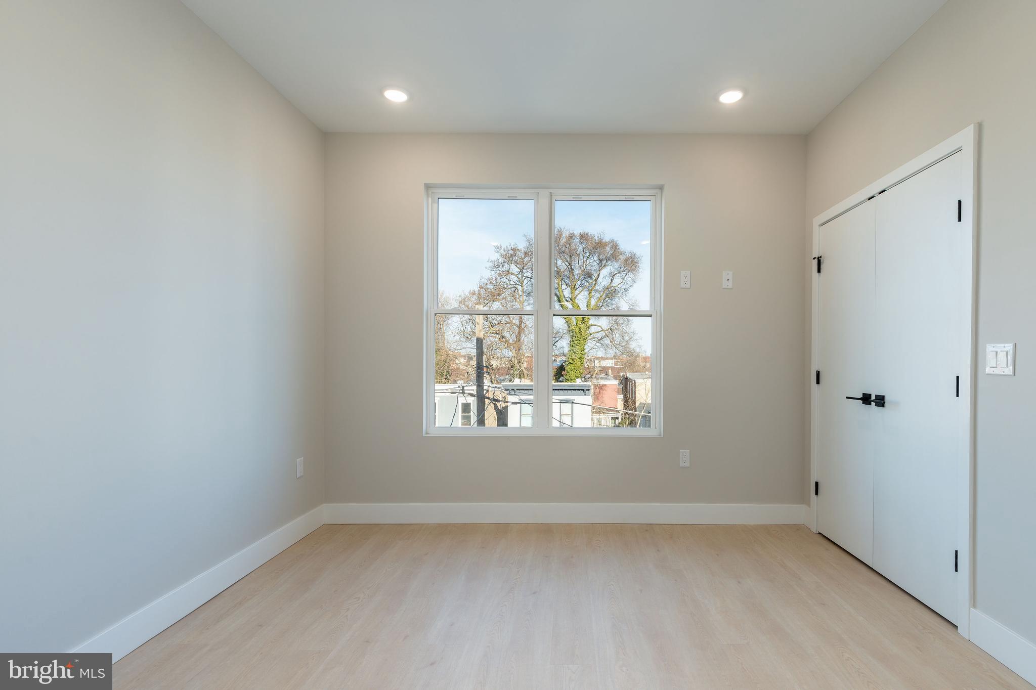 BELMONT - Residential Income