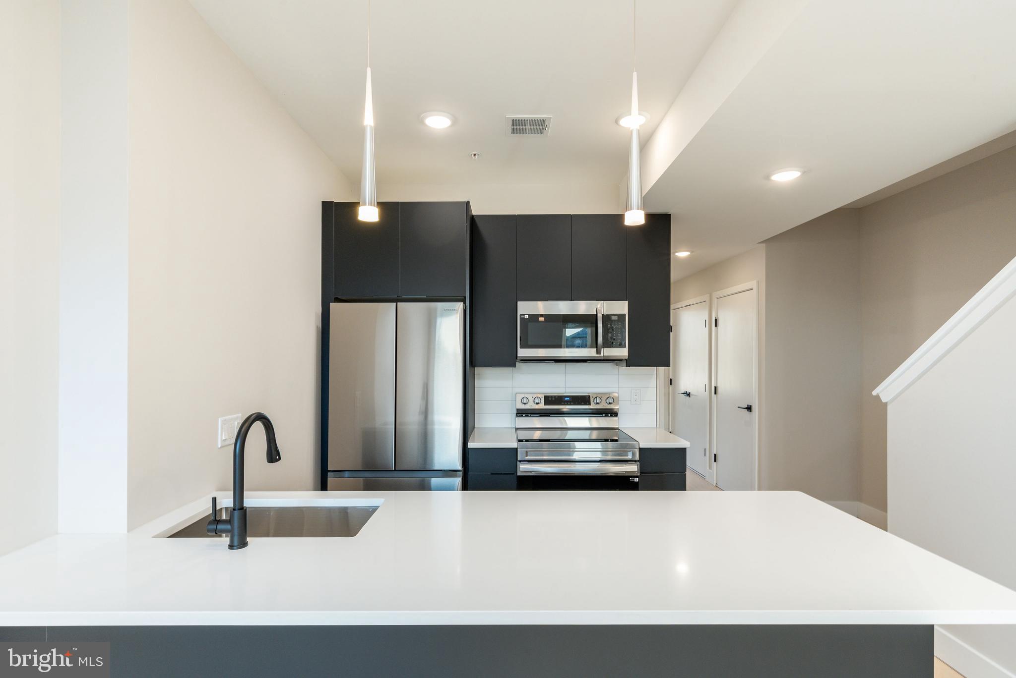 BELMONT - Residential Income