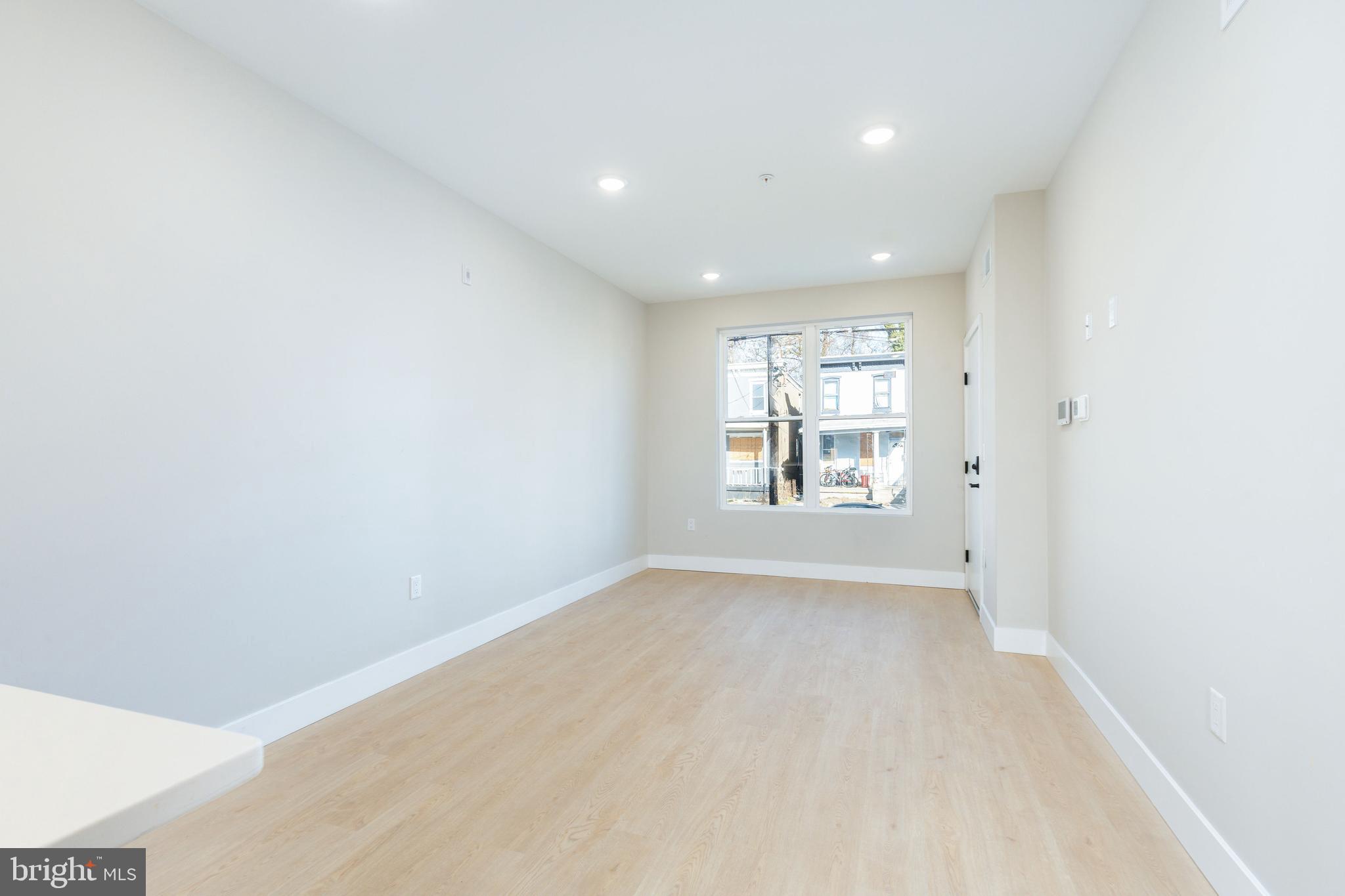 BELMONT - Residential Income