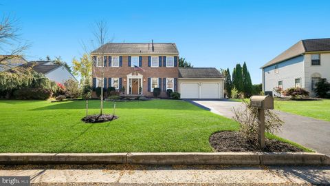 8 PERIWINKLE PLACE NEWTOWN PA 18940