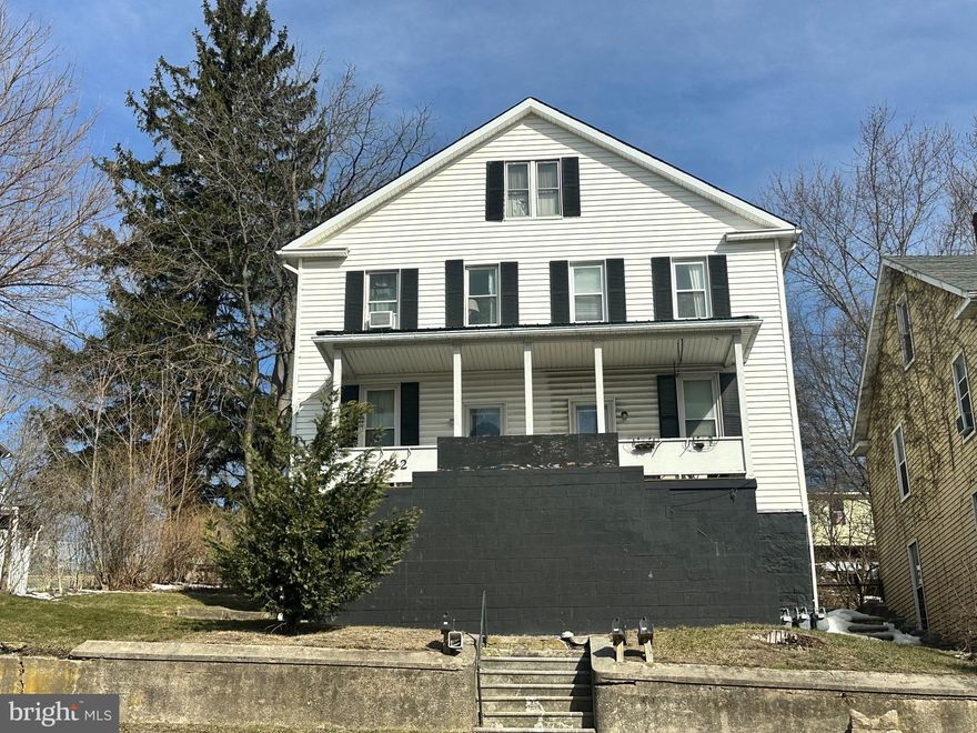 Calling all INVESTORS!!! Looking for a prime investment?? Don't miss on the opportunity to see this turnkey property.  This triplex would be the perfect addition to your rental portfolio, and it's located in heart of Frostburg! This unit generates close to $3,000/month. The three units are fully rented with long term tenants. 

The main unit features 3 bedrooms, one bath, kitchen, living, dining room and full basement with laundry.  The second and third units feature one bedroom, one bathroom, a kitchen and a living room.  These units share a furnace. There is a large back yard that leads to off street parking in the back of the unit with room for 3 cars.

Unit 2 and 3 have the same layout.