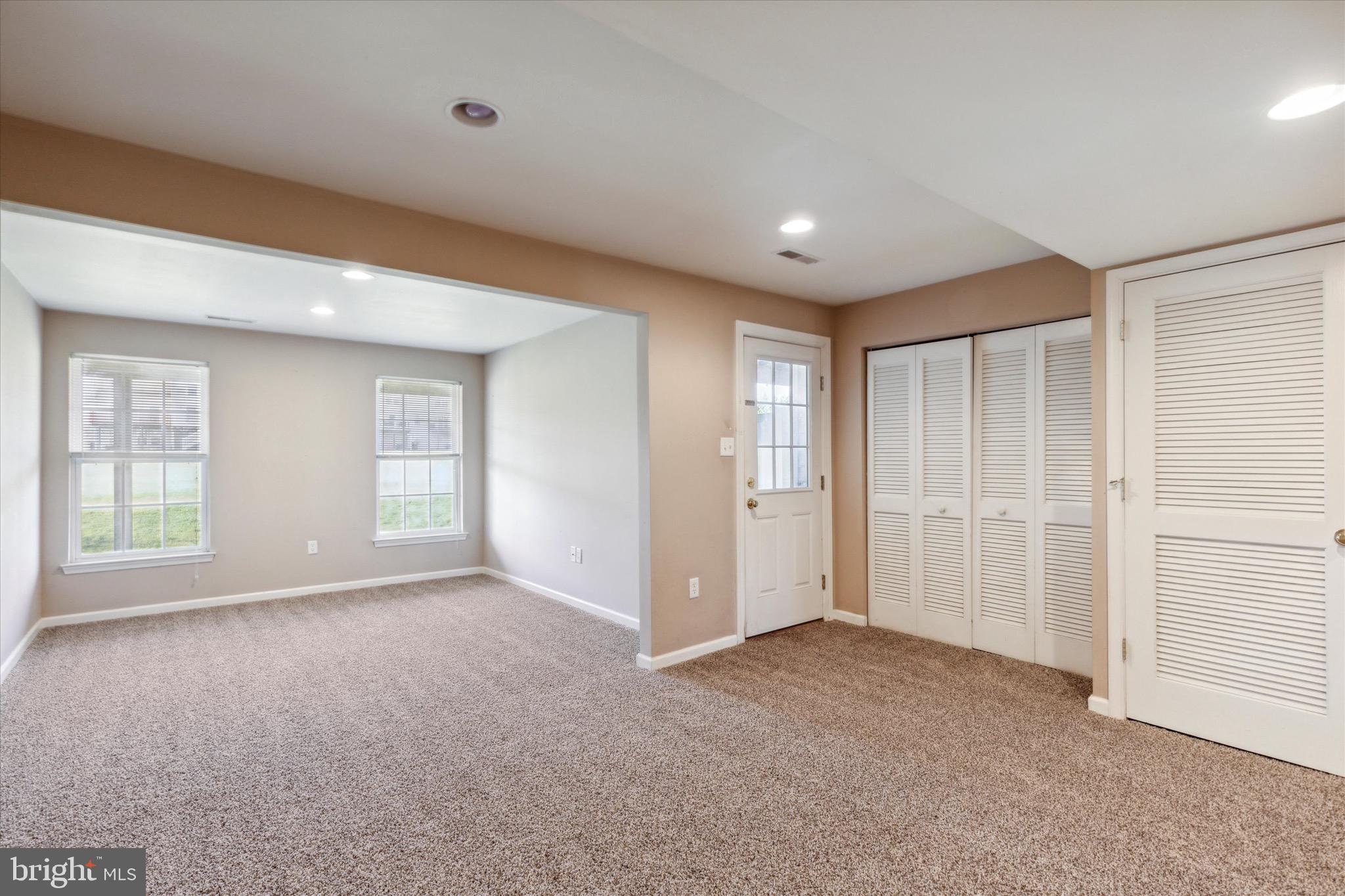 COVENTRY GLEN - Residential