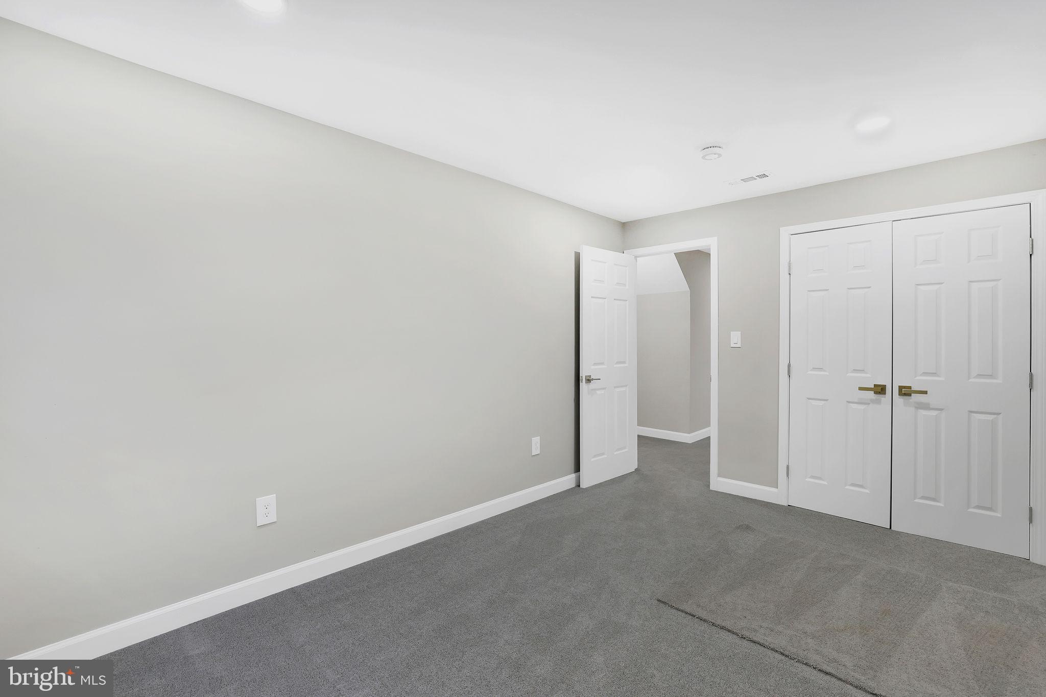 INDIAN SPRING HILLS - Residential