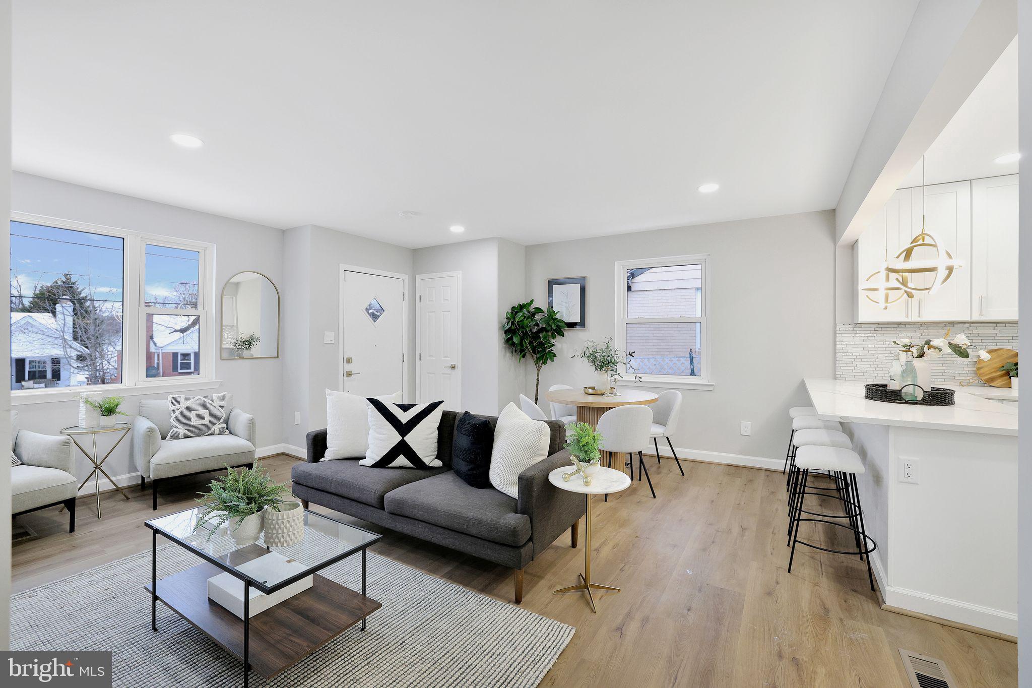 INDIAN SPRING HILLS - Residential