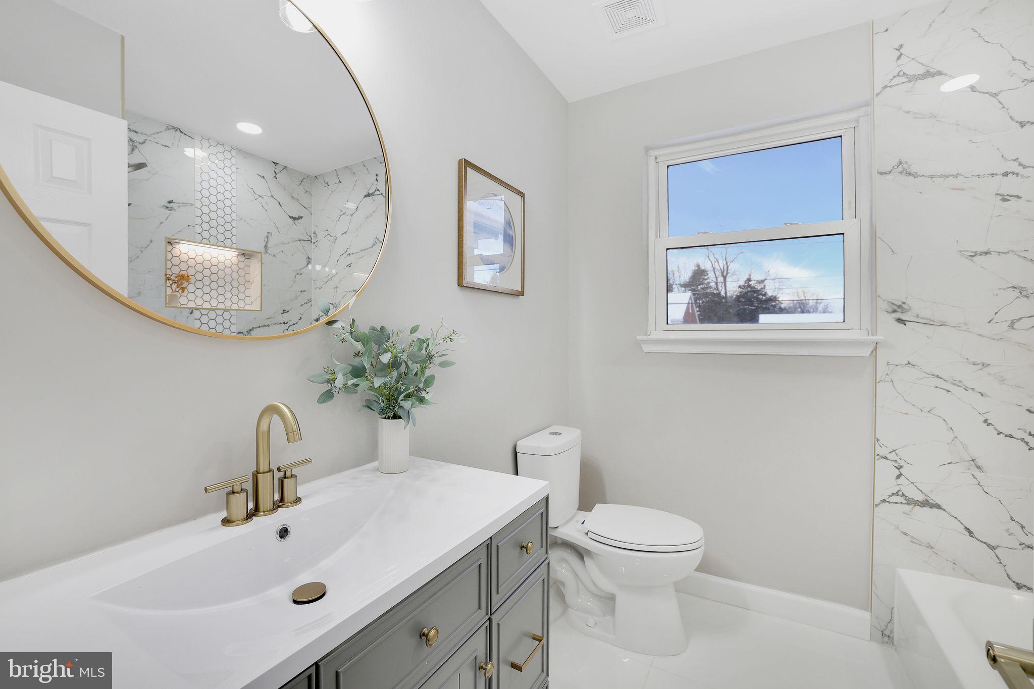 INDIAN SPRING HILLS - Residential