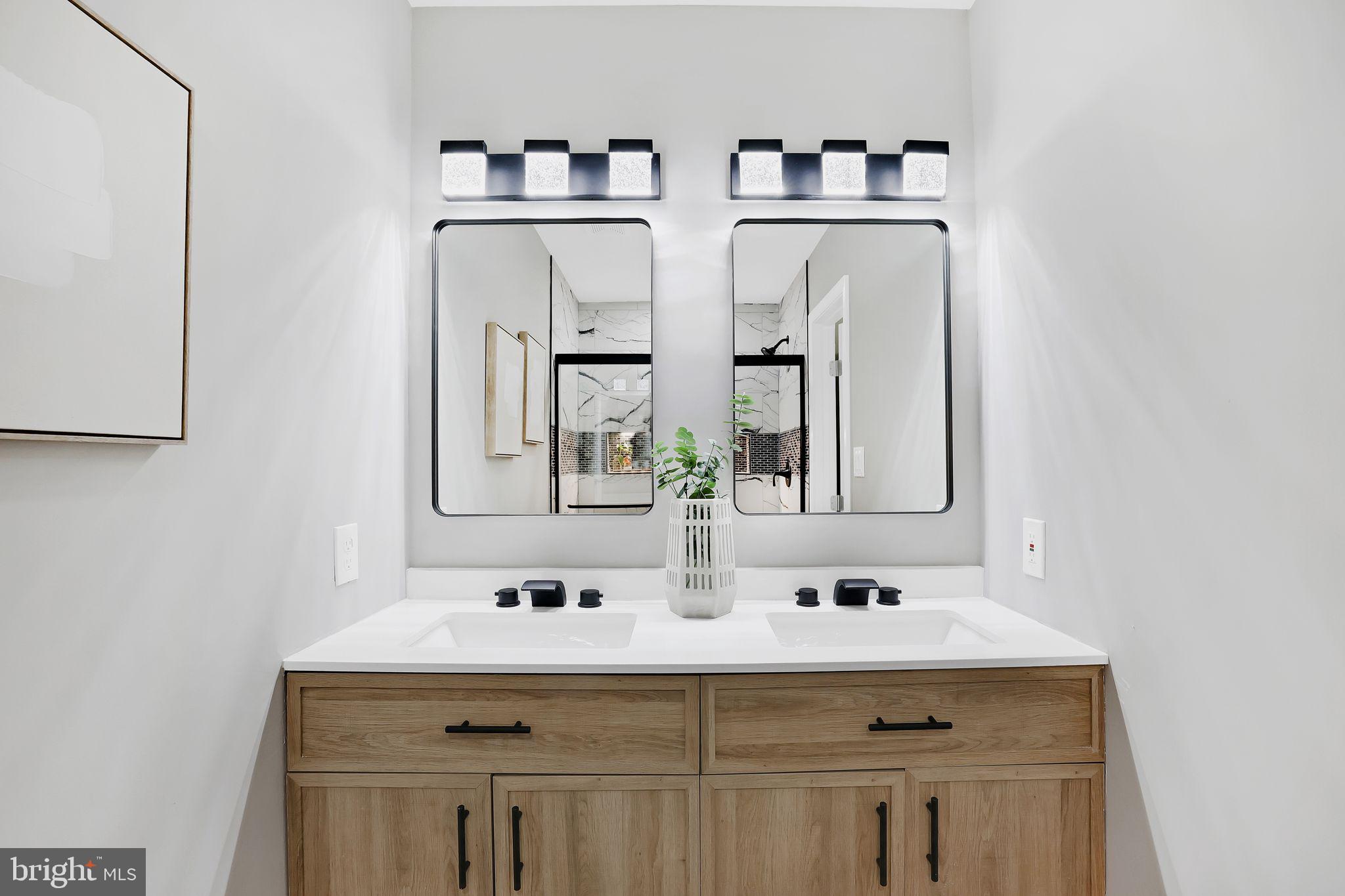 INDIAN SPRING HILLS - Residential