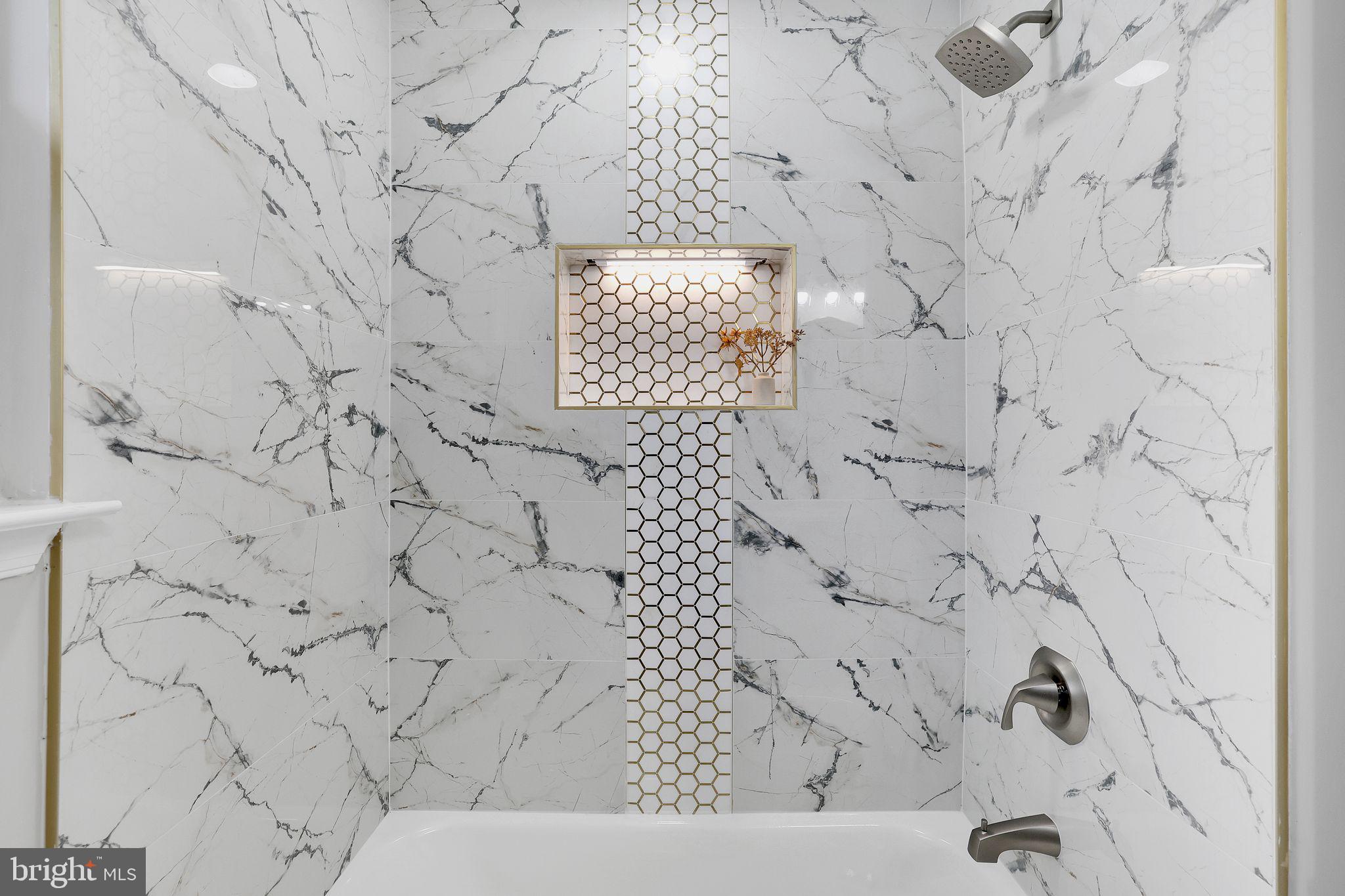 INDIAN SPRING HILLS - Residential