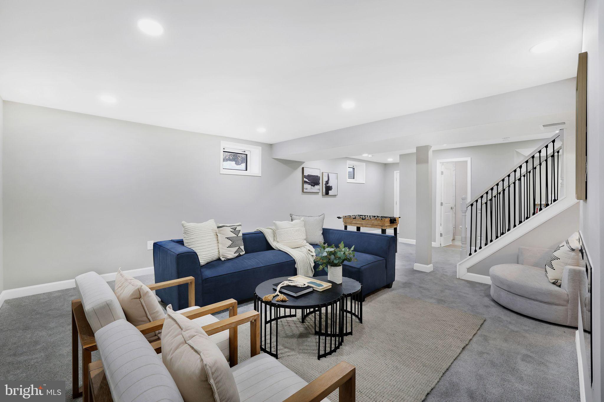 INDIAN SPRING HILLS - Residential