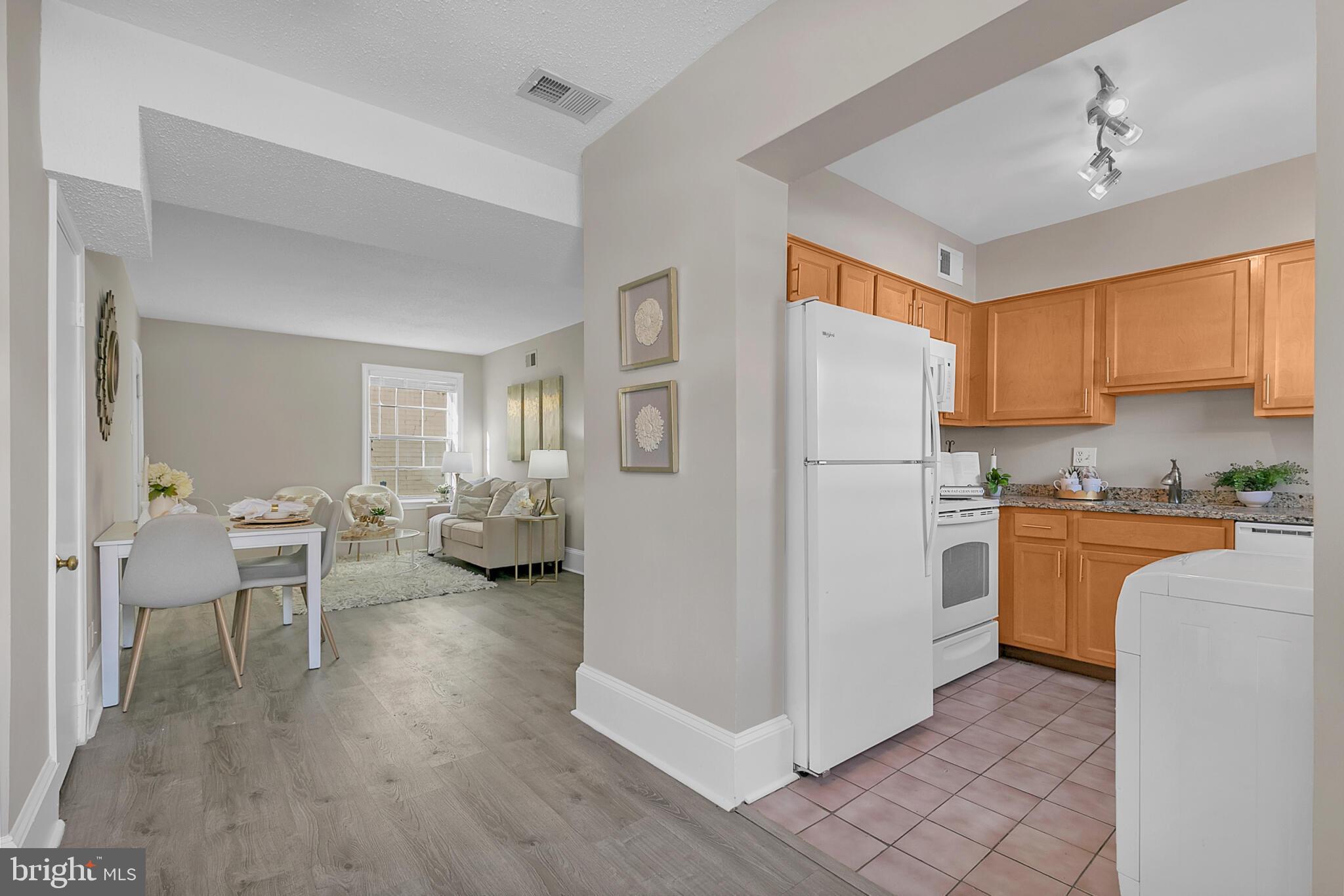 2503 ARLINGTON BOULEVARD N 101B