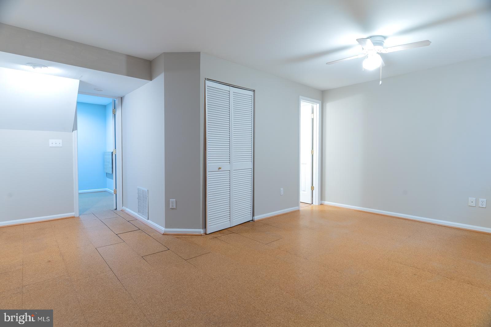 MILLS FARM - Residential