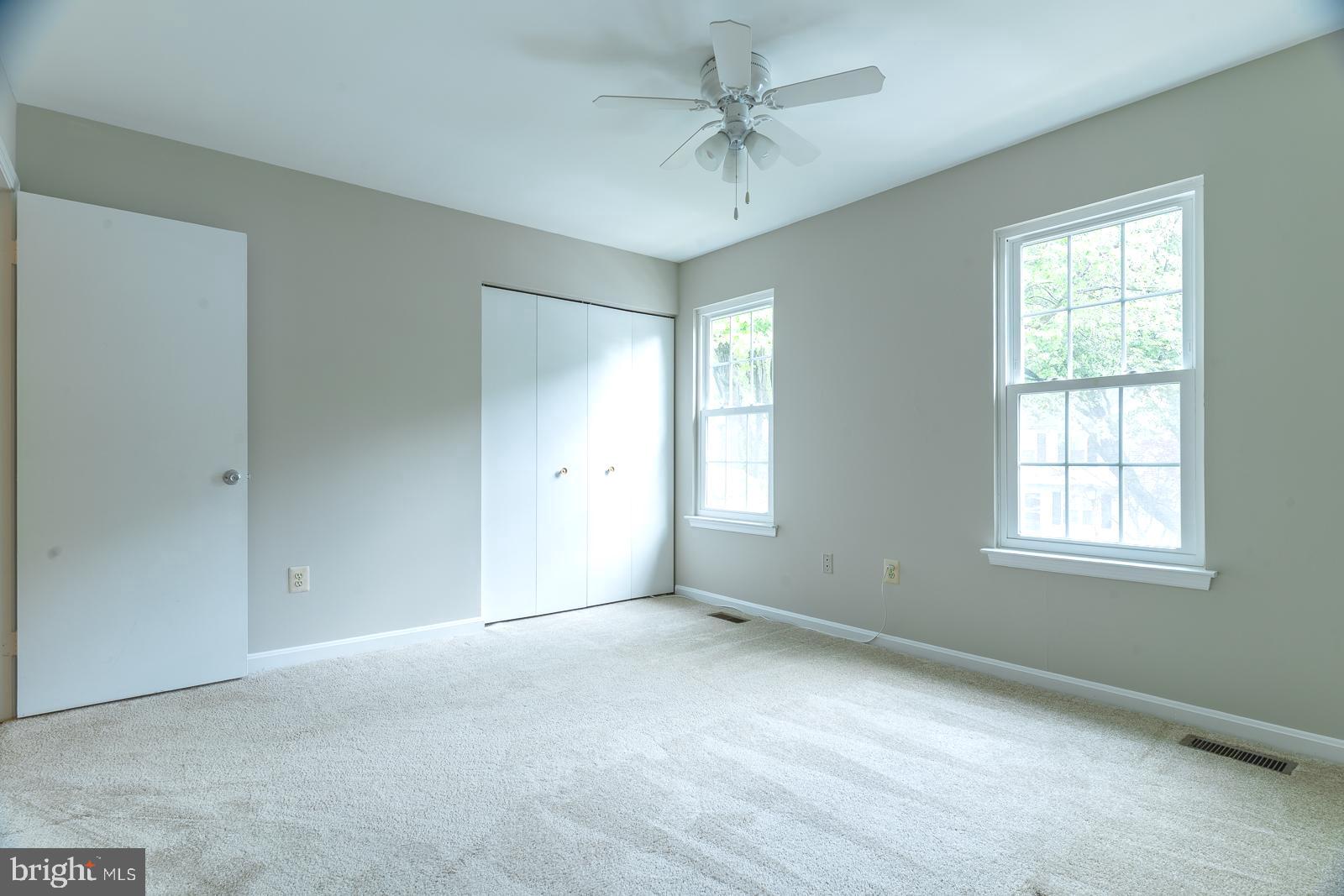 MILLS FARM - Residential