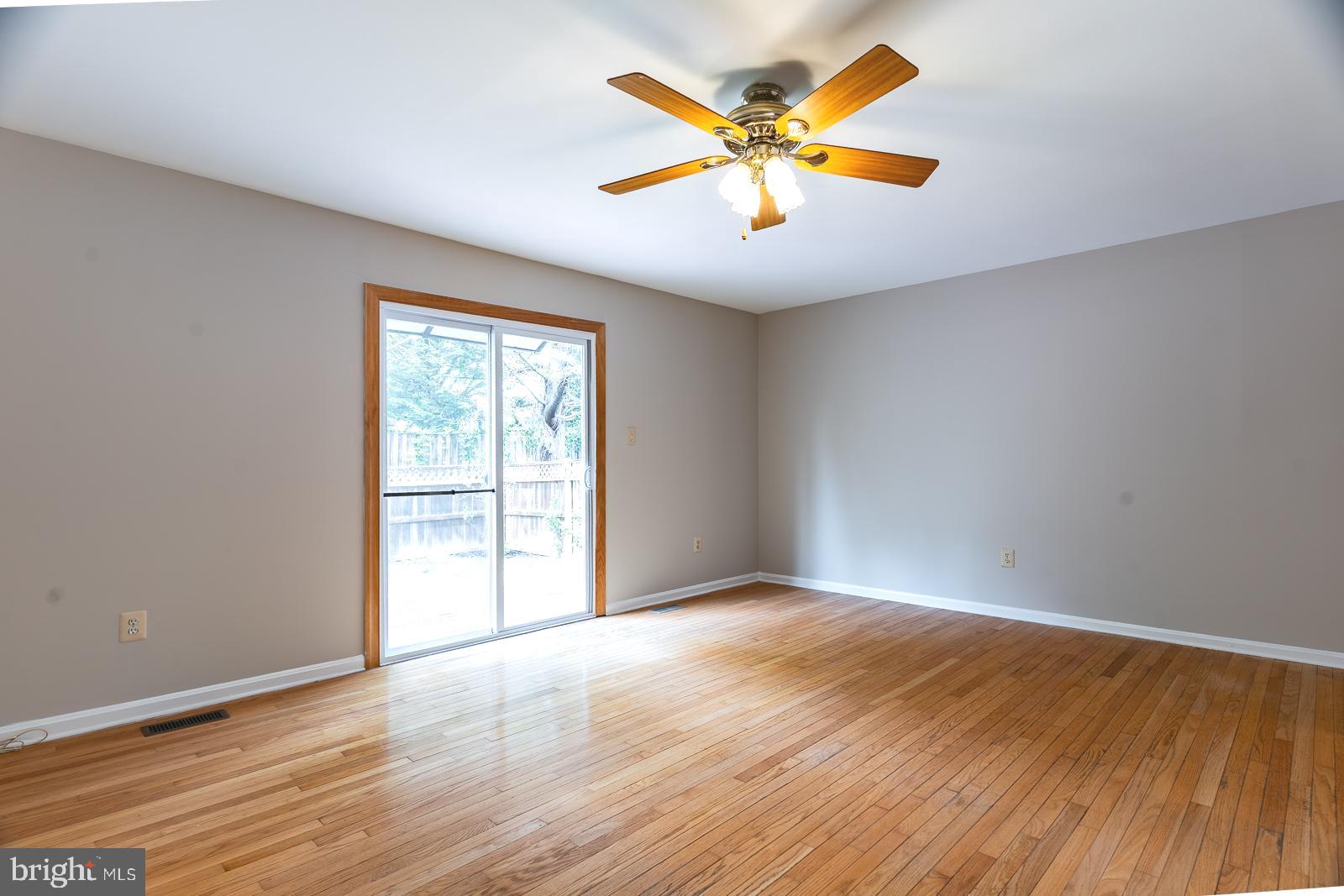 MILLS FARM - Residential