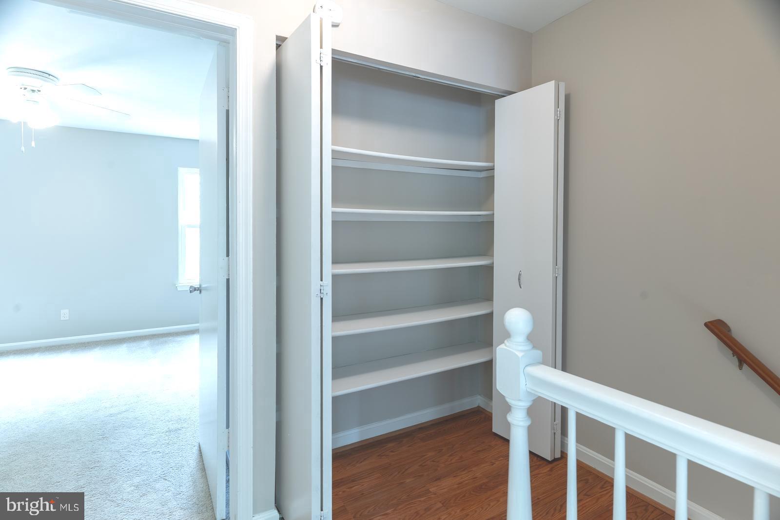 MILLS FARM - Residential