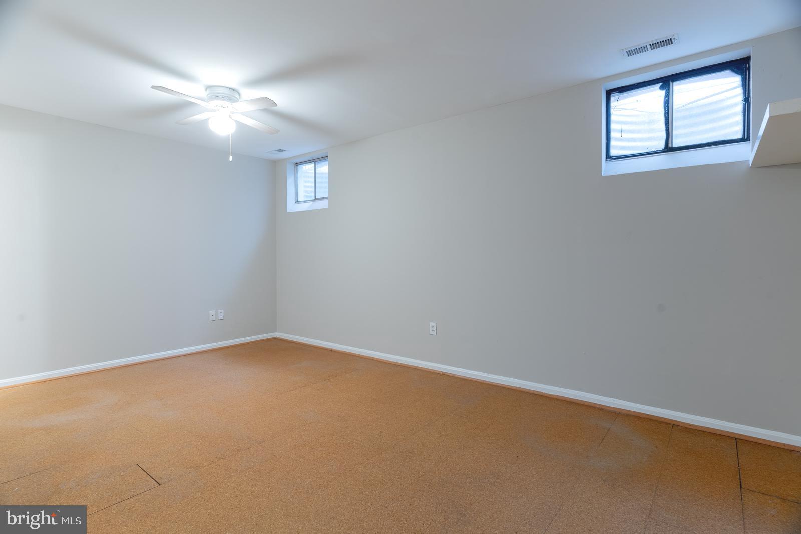 MILLS FARM - Residential