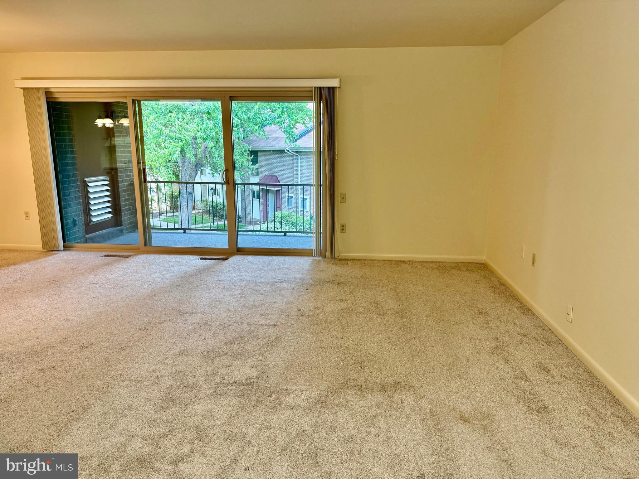 LEISURE WORLD - Residential