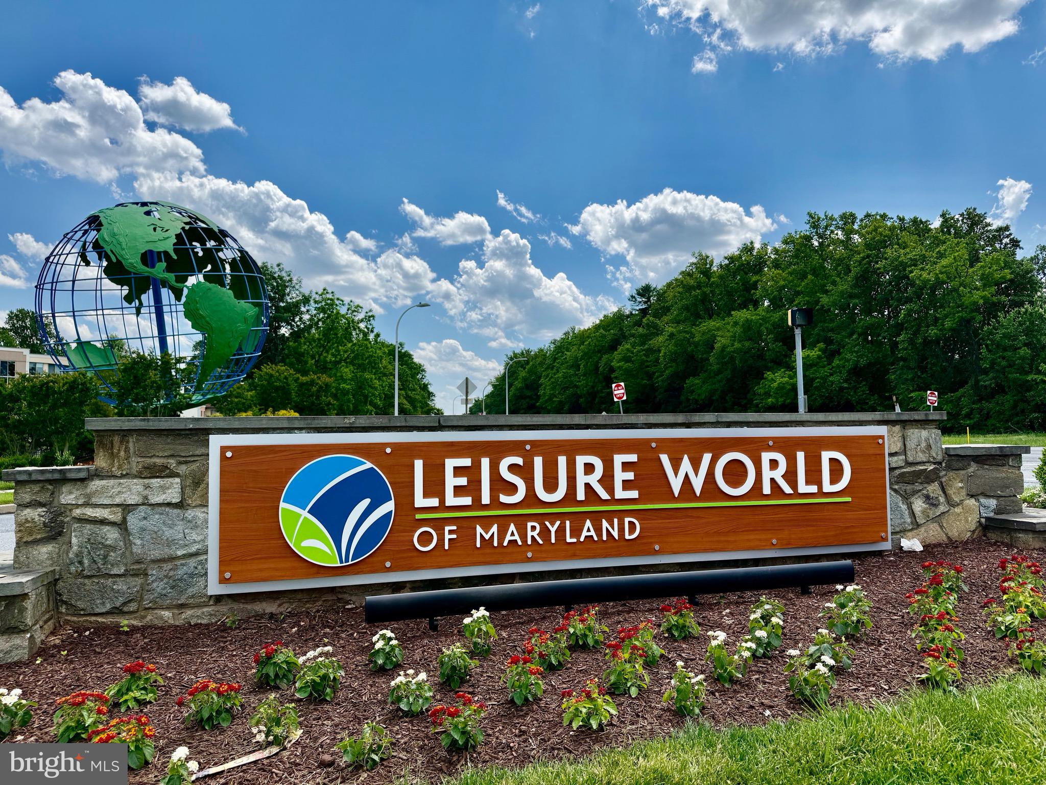 LEISURE WORLD - Residential