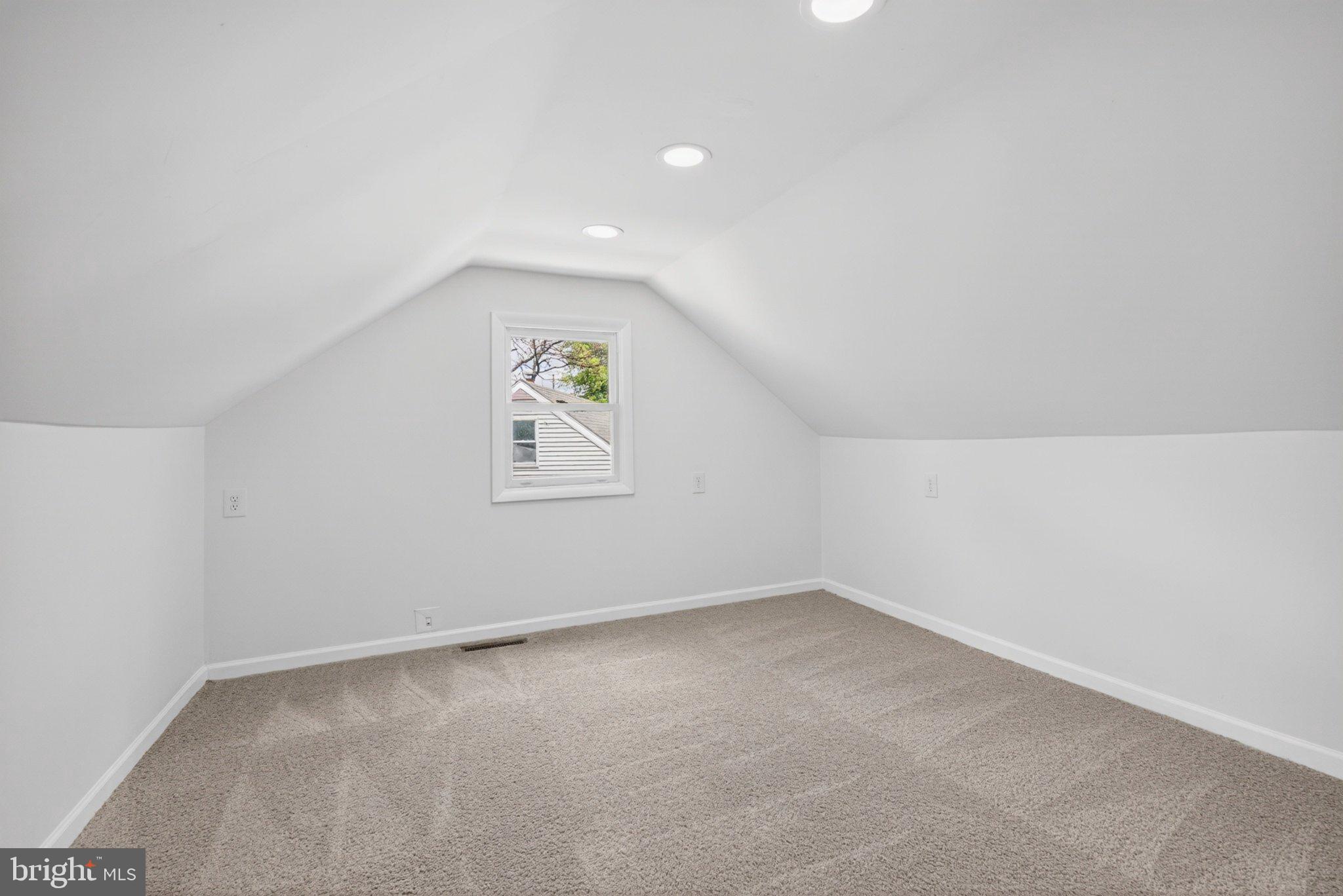 DELBROOK - Residential