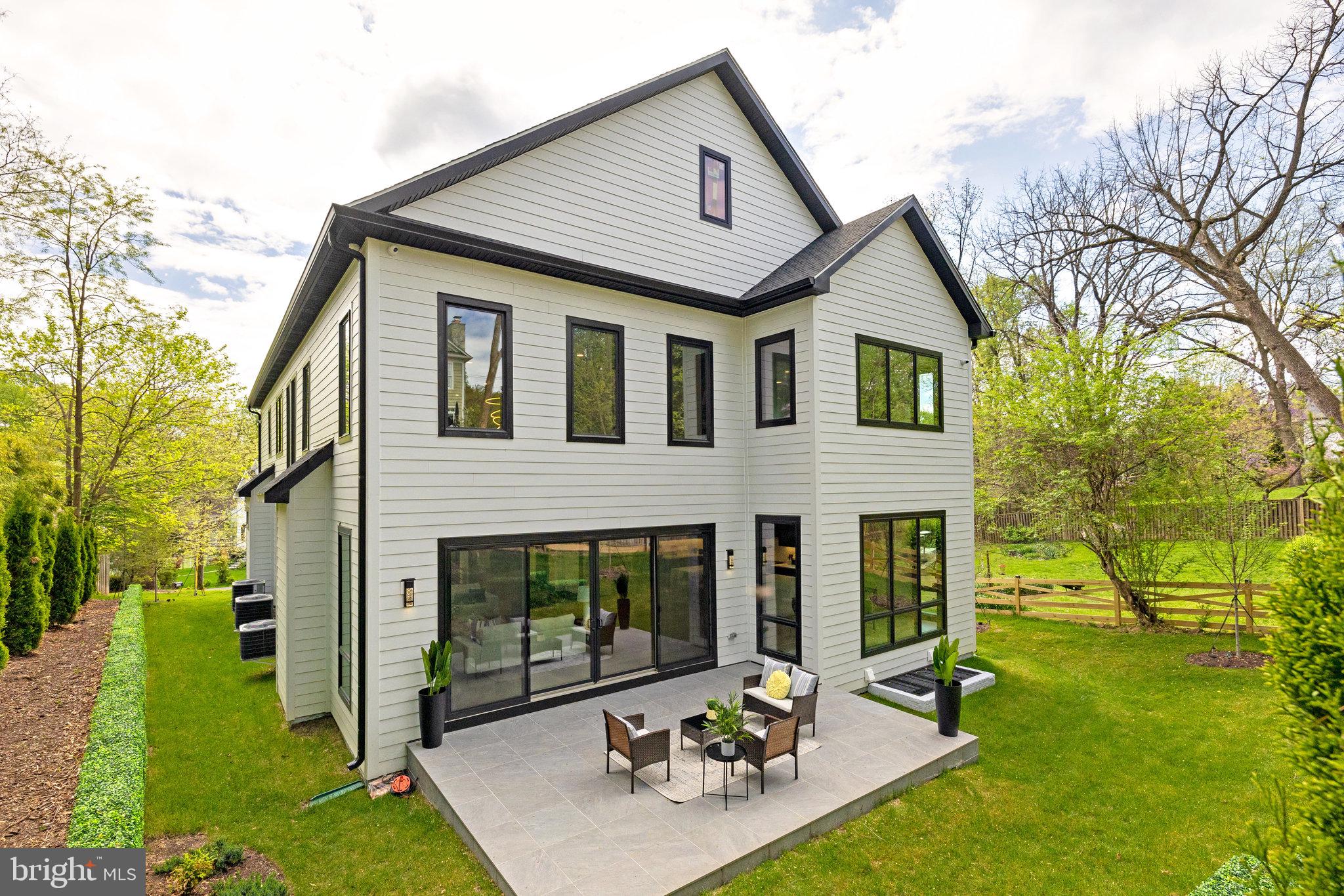 CHESTERBROOK - Residential