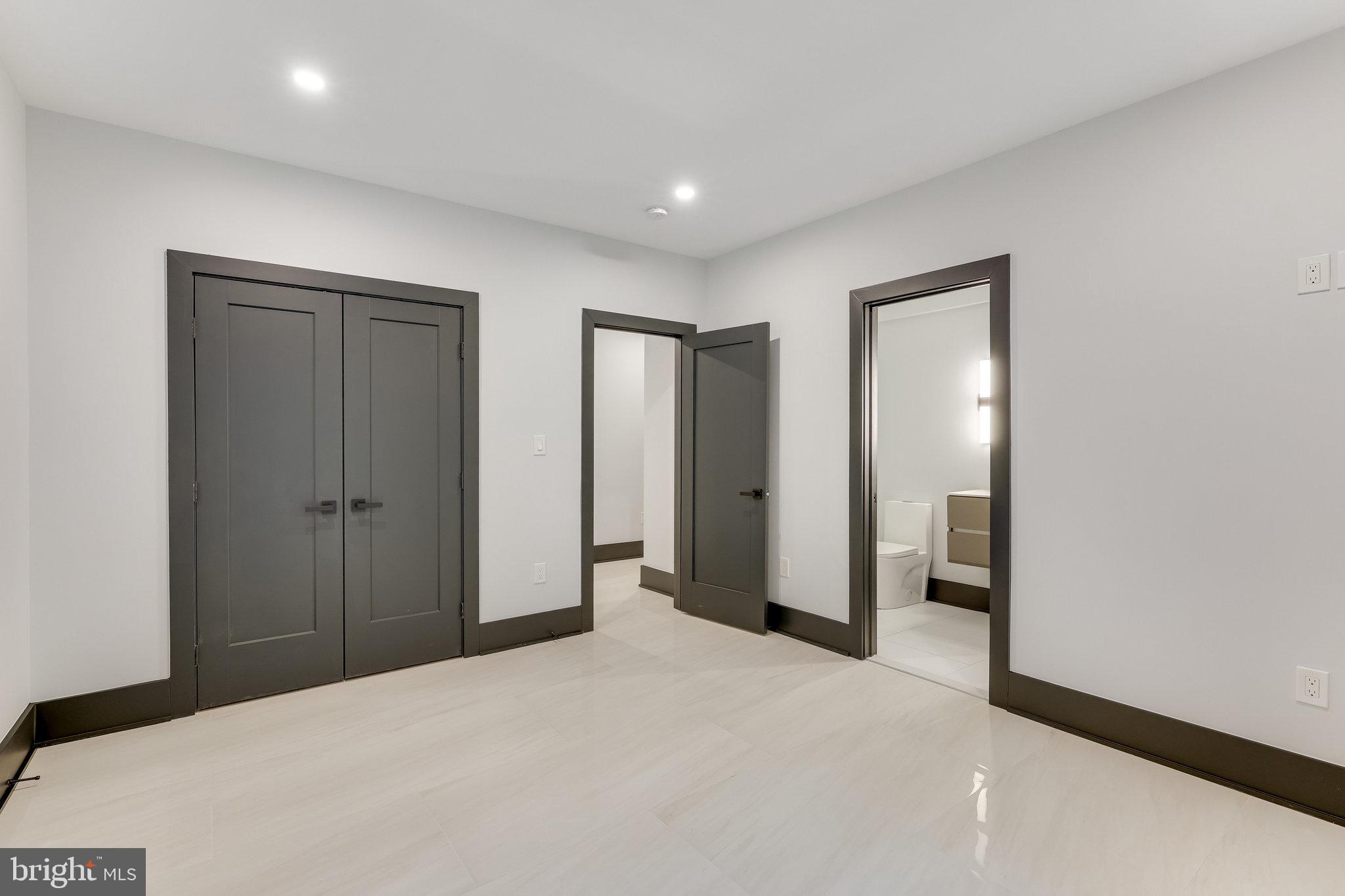 CHESTERBROOK - Residential