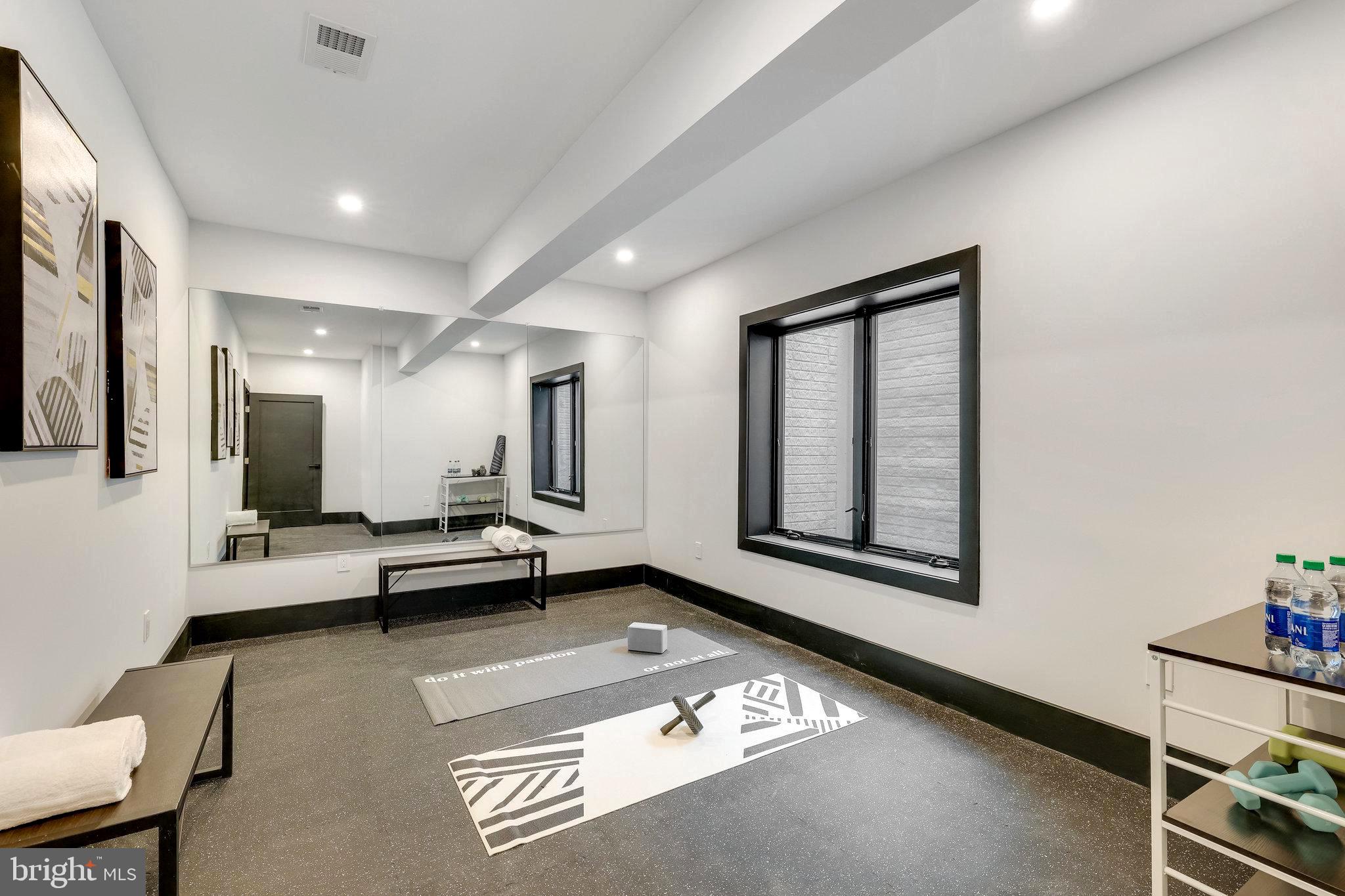 CHESTERBROOK - Residential