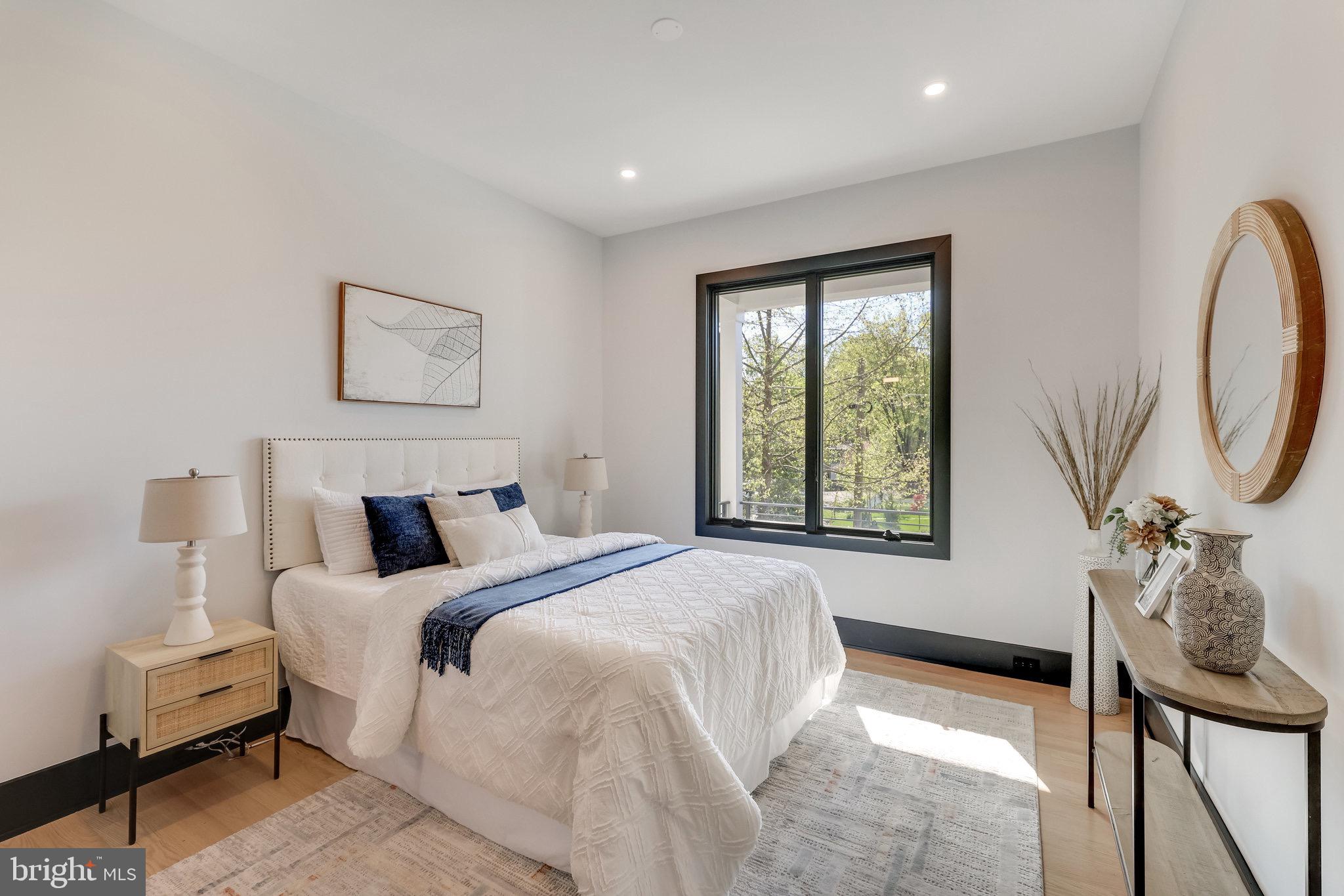 CHESTERBROOK - Residential