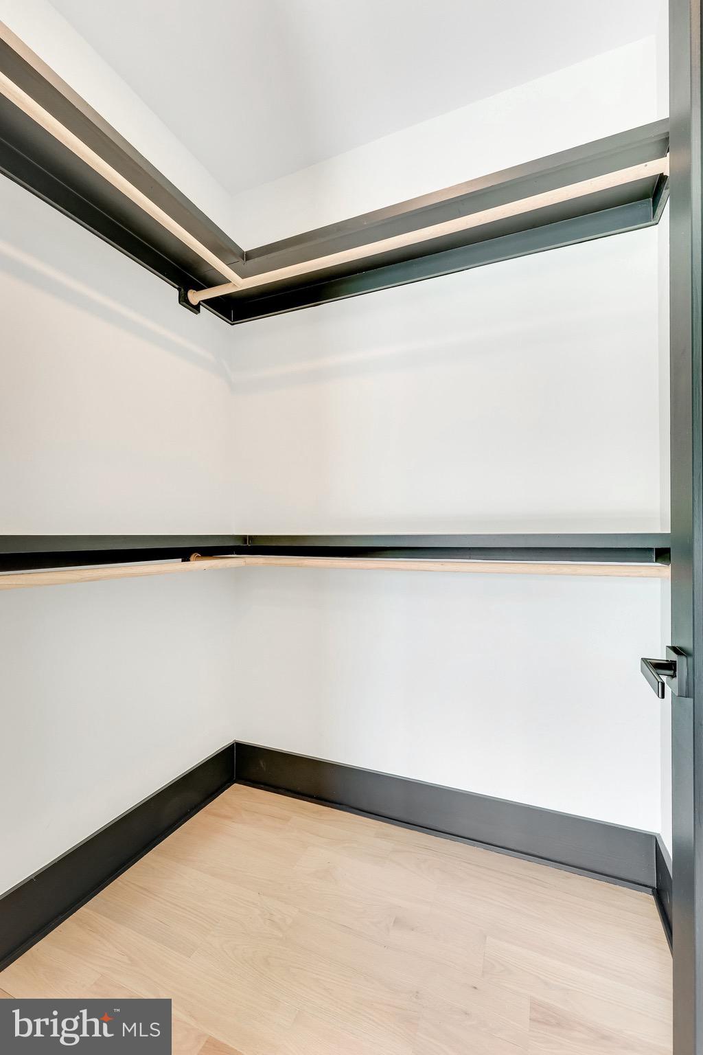 CHESTERBROOK - Residential