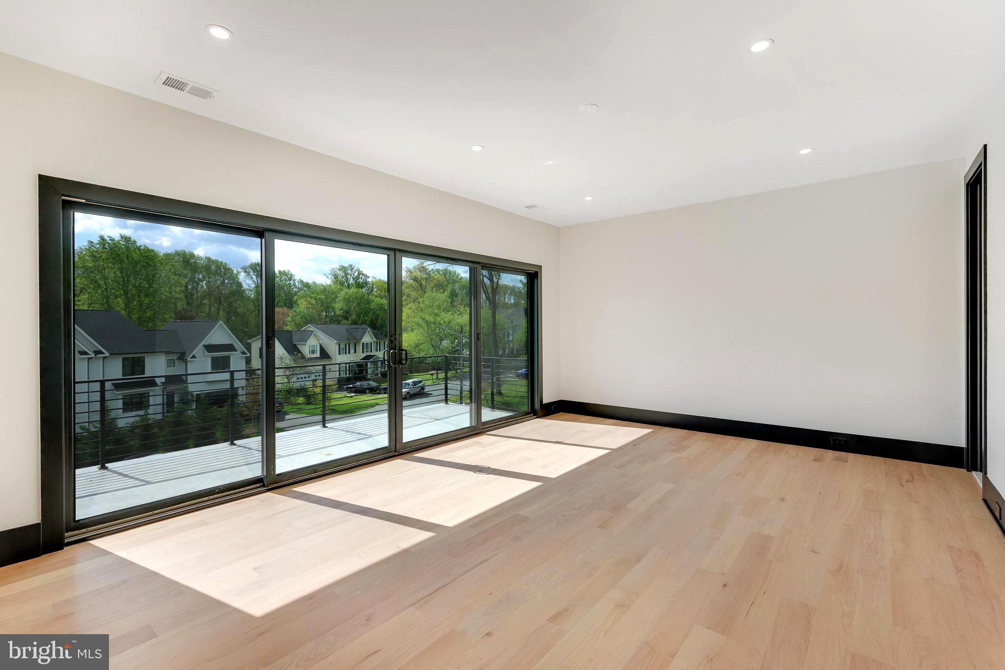 CHESTERBROOK - Residential