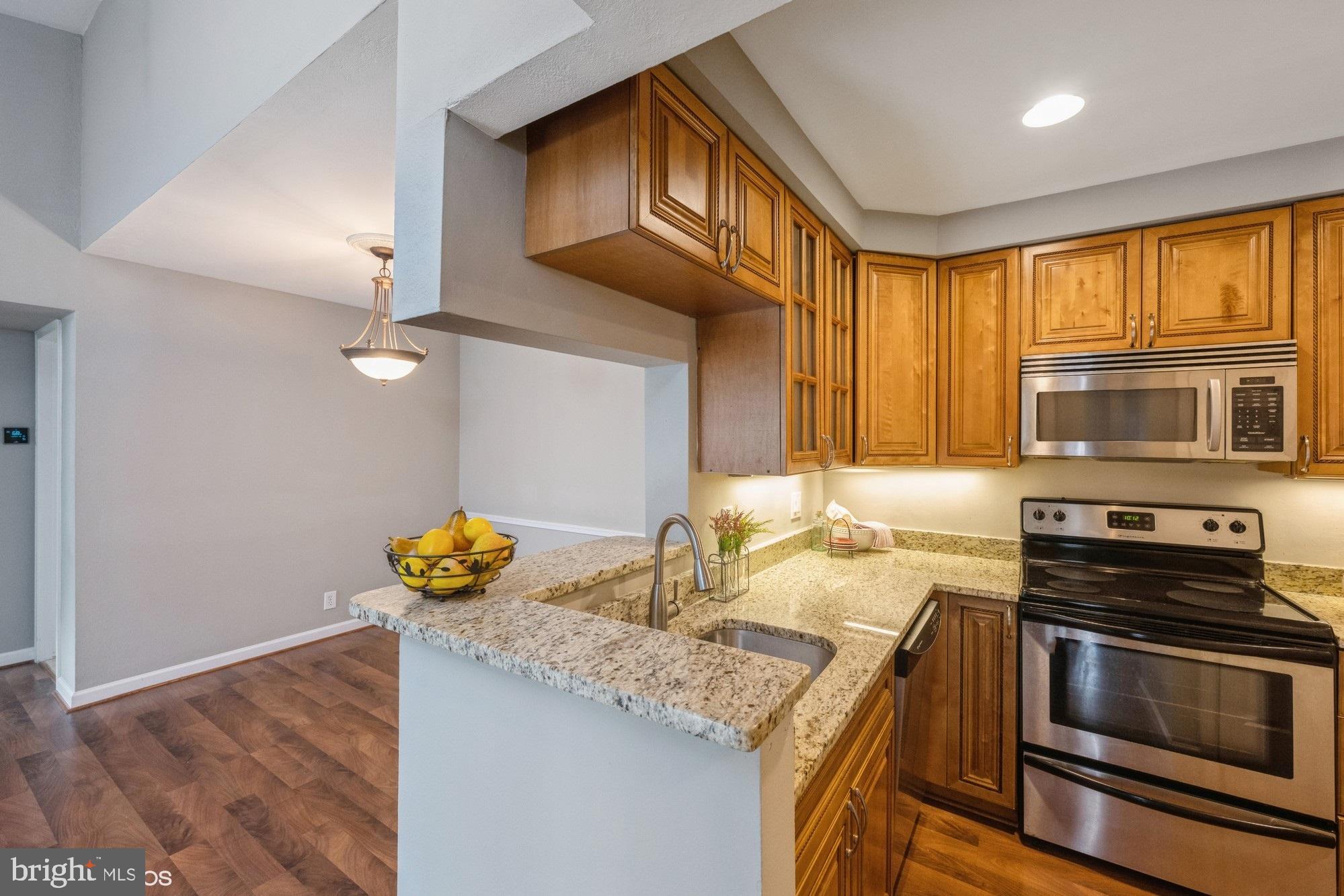 POINTE AT PARK CENTER - Residential