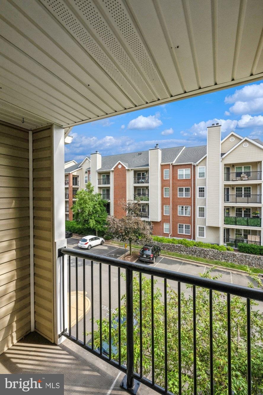 POINTE AT PARK CENTER - Residential