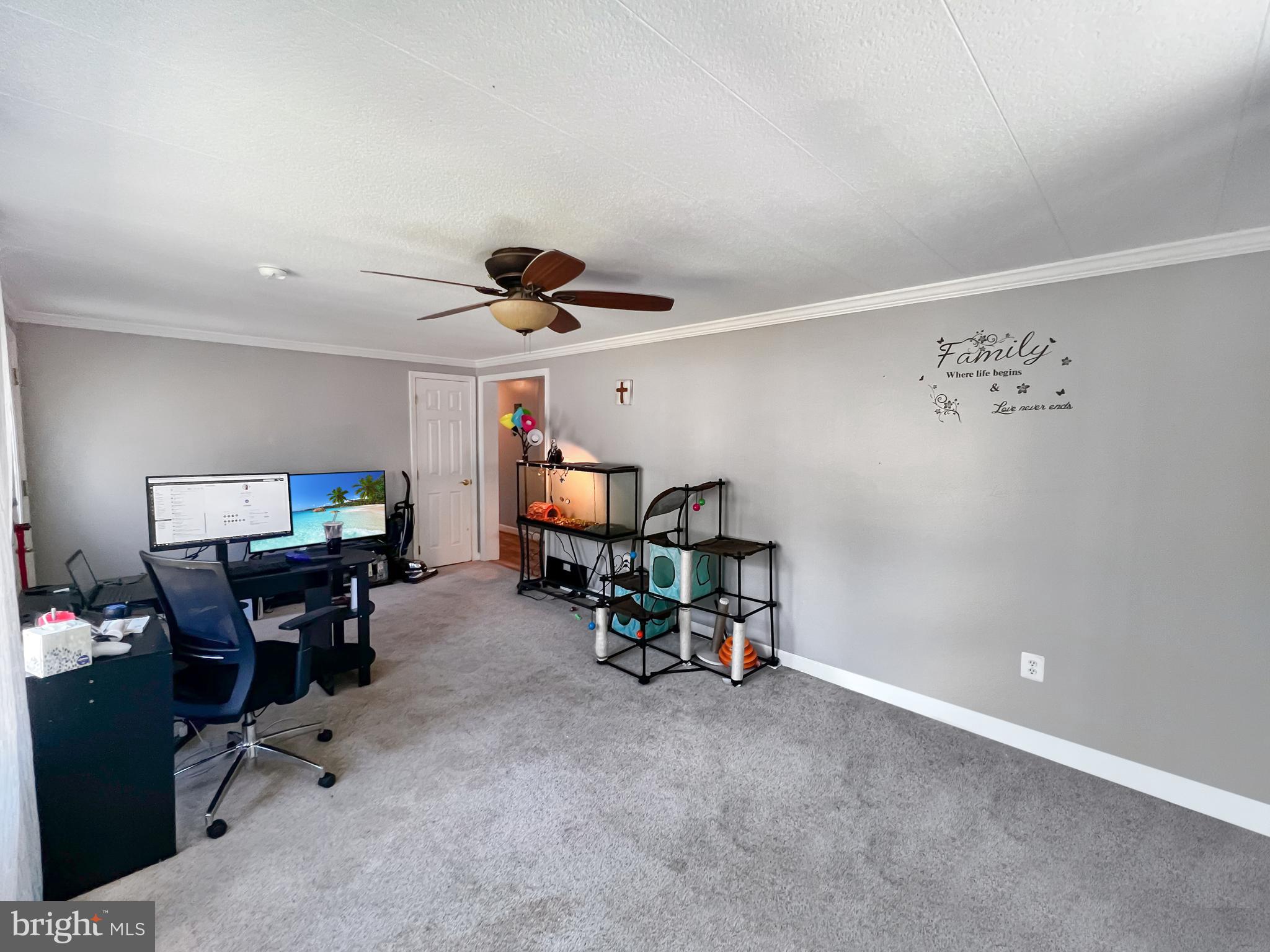 WALNUT GROVE - Residential